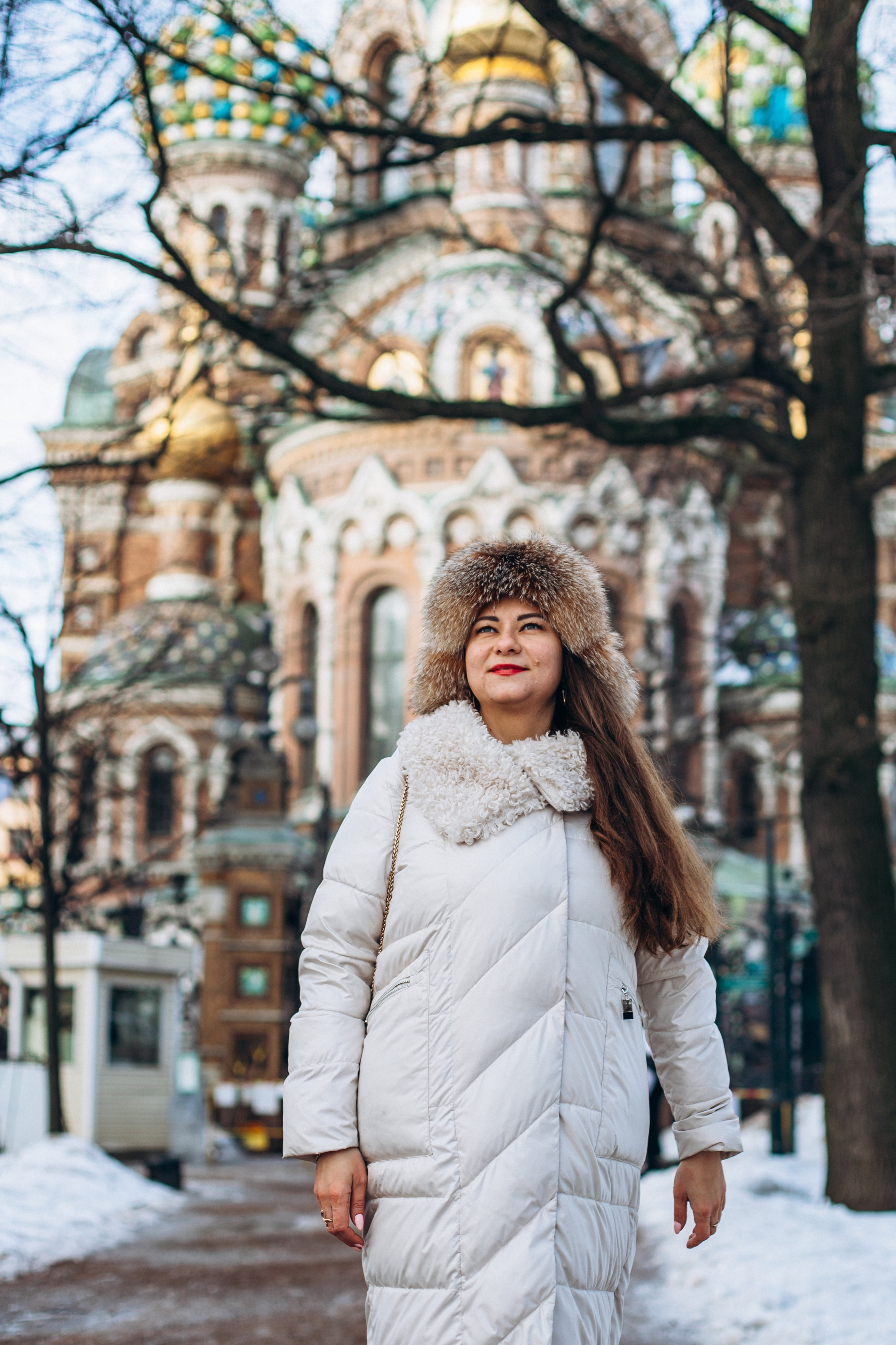 Анастасия в феврале. Фотопрогулка в Петербурге. Индивидуальный и семейный фотограф в Санкт-Петербурге