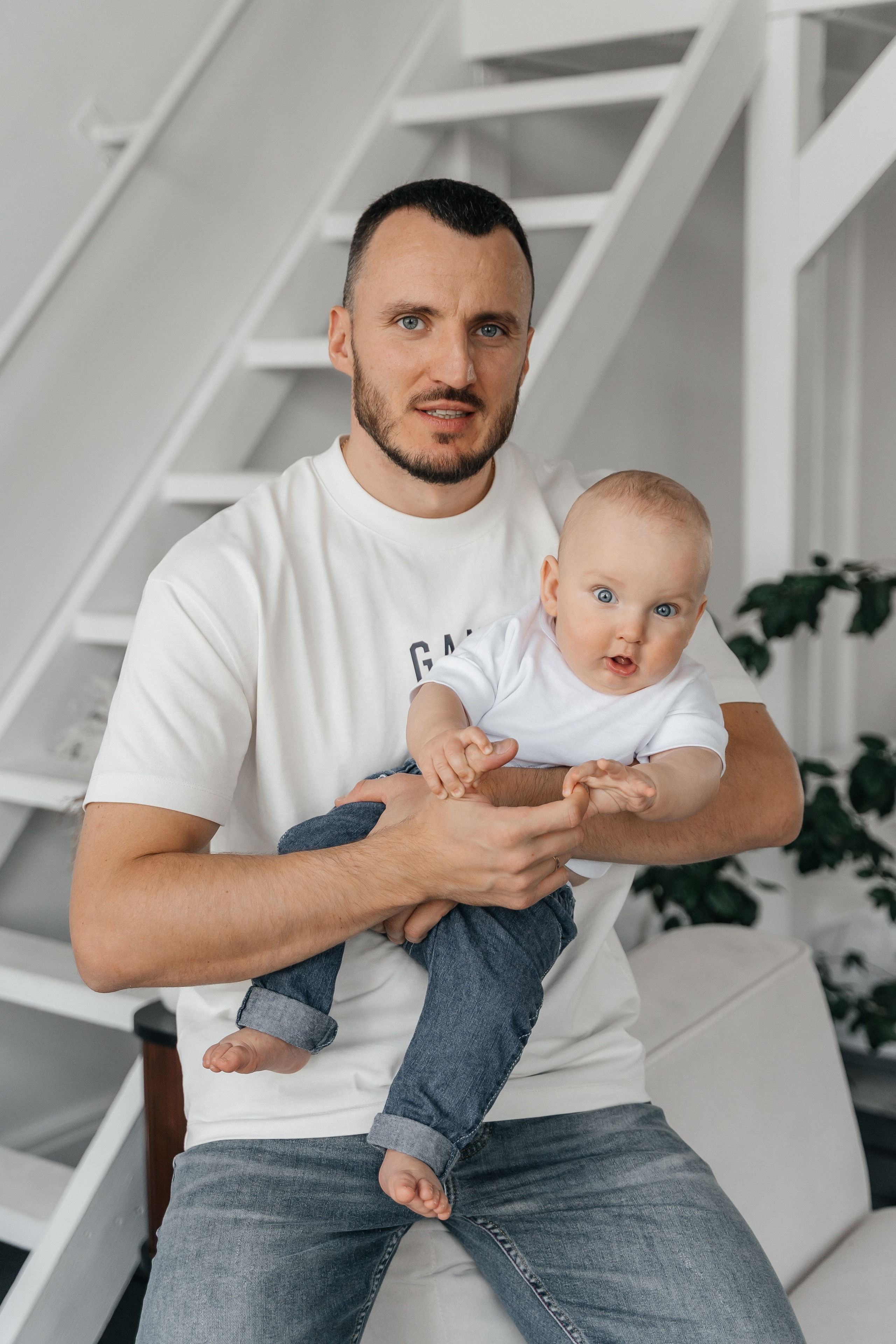 Саша, Юля и Лев. Волик Мария