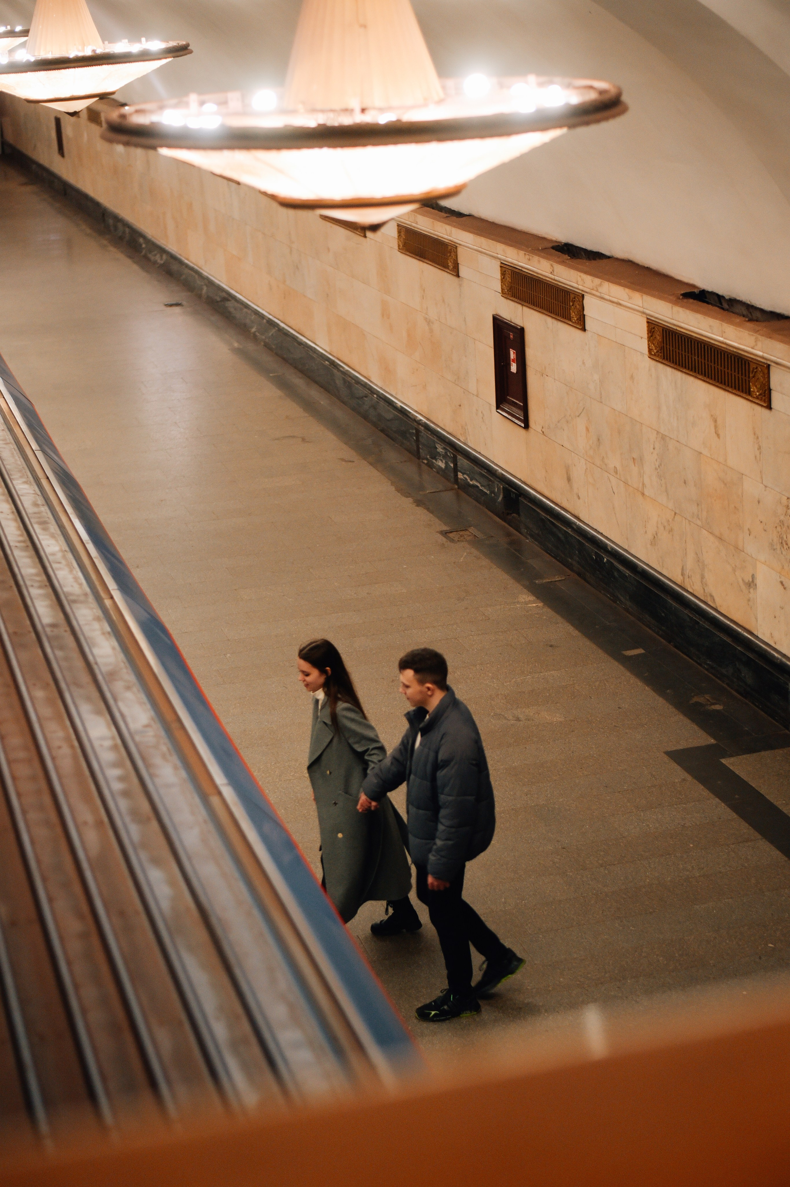 Пустое метро. Фотограф Лола Волна, город Москва