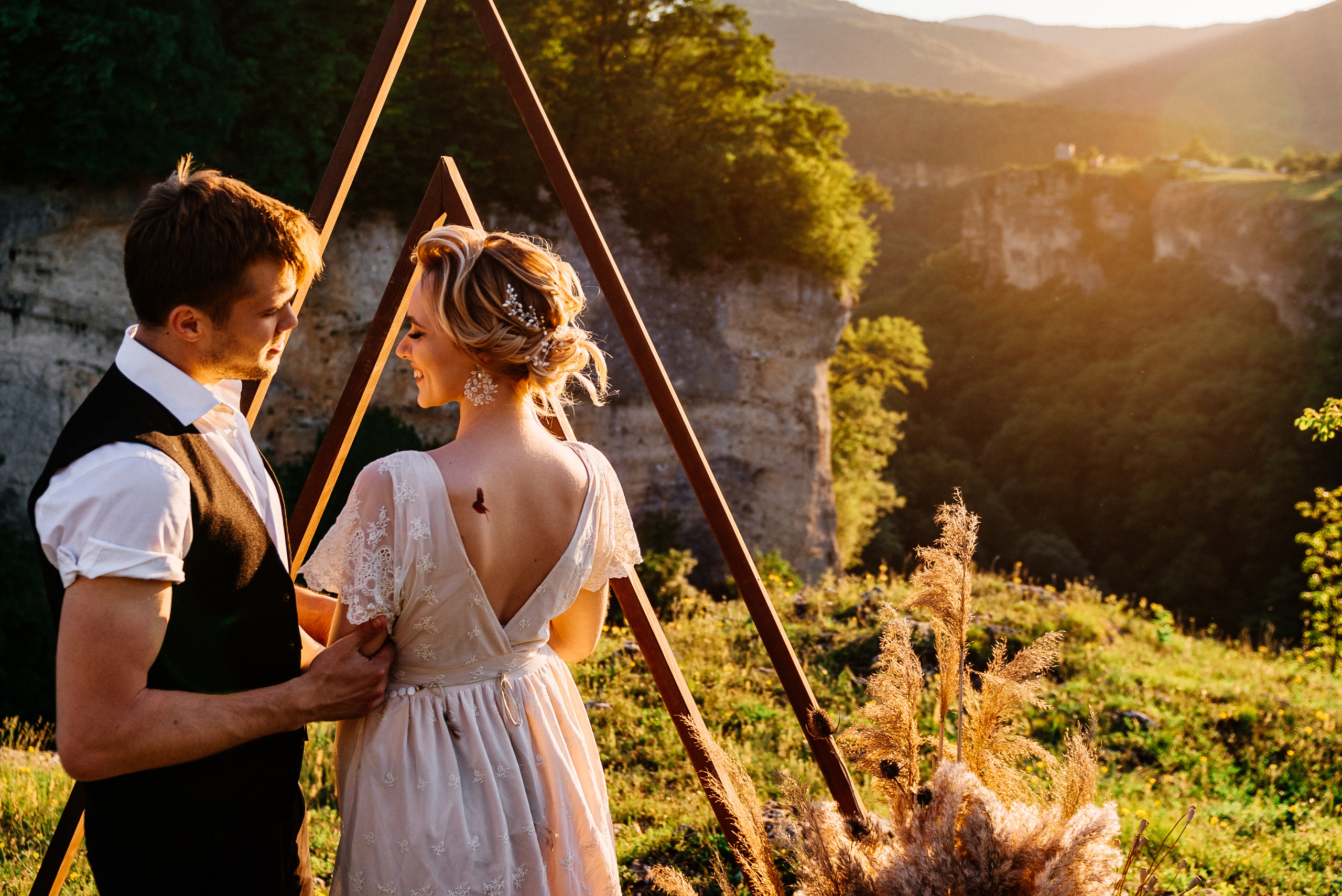 Свадебная фотосессия в стиле Бохо в Лагонаки. Fedor Lemeshko — Destination Wedding and Family Lifestyle photographer