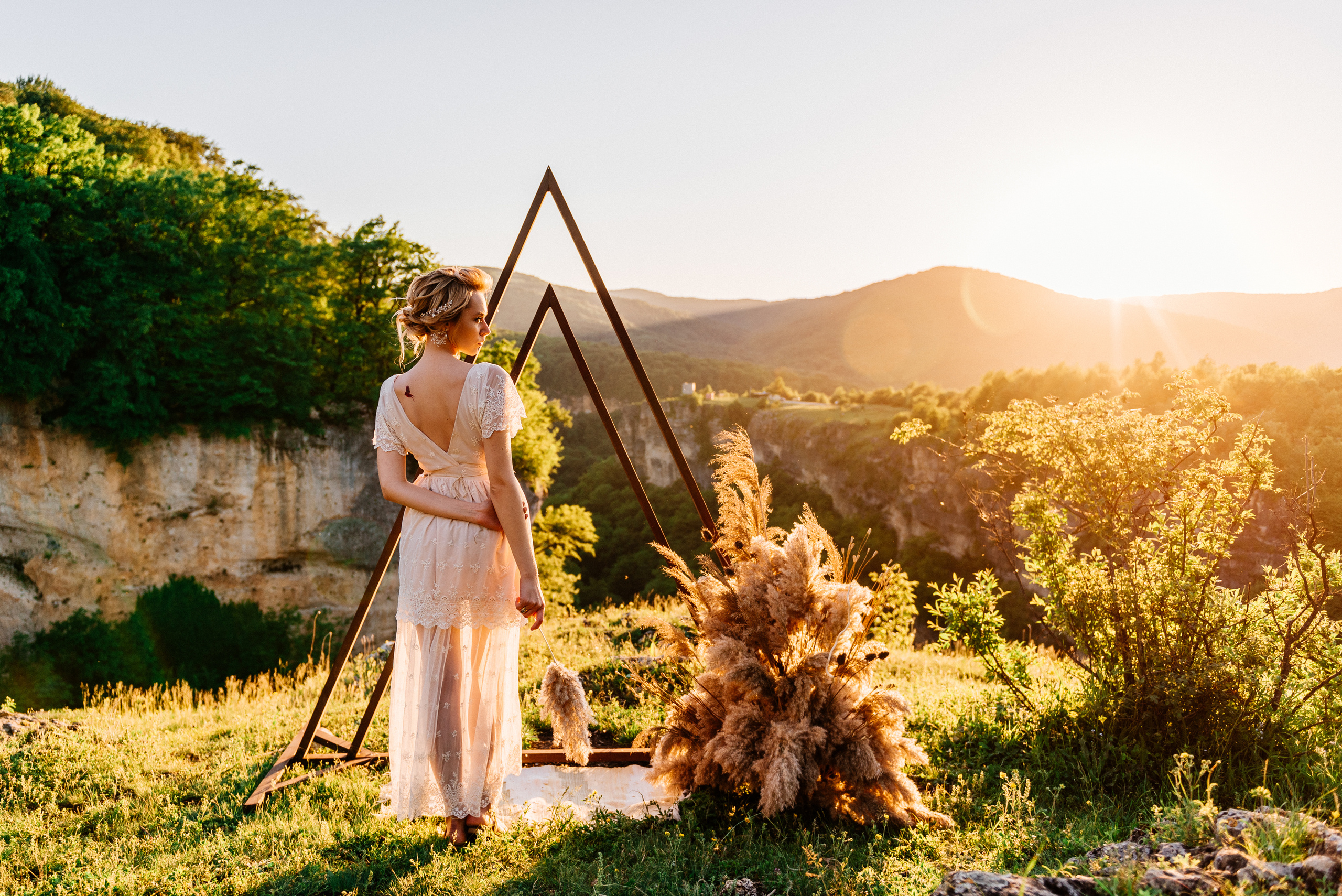 Свадебная фотосессия в стиле Бохо в Лагонаки. Fedor Lemeshko — Destination Wedding and Family Lifestyle photographer