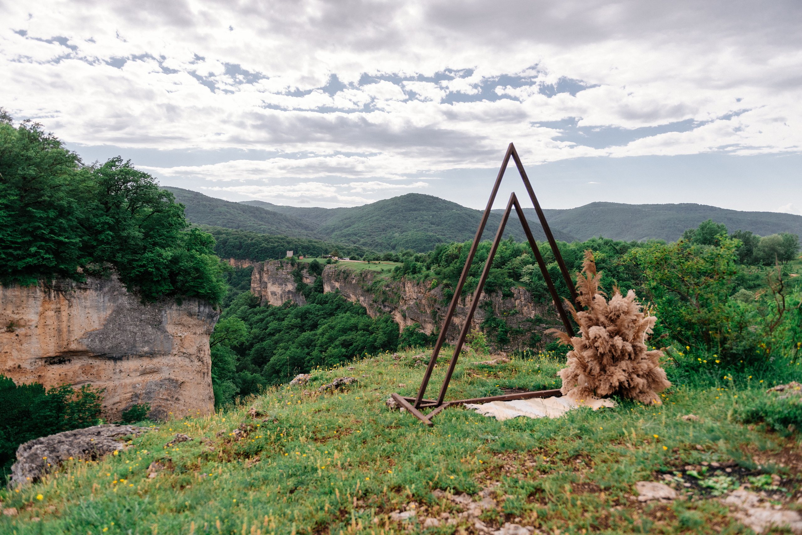 Свадебная фотосессия в стиле Бохо в Лагонаки. Fedor Lemeshko — Destination Wedding and Family Lifestyle photographer