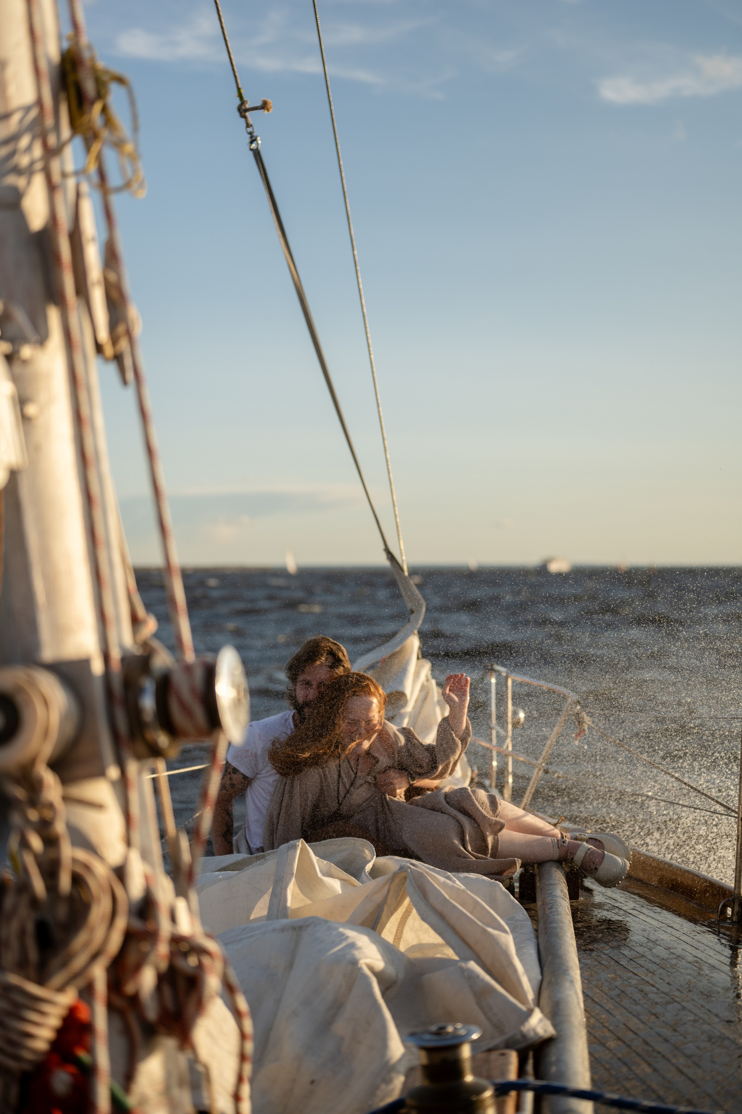 Даниил и Виктория. Яхта. Свадебный и семейный фотограф в СПб Валерия Фомичева