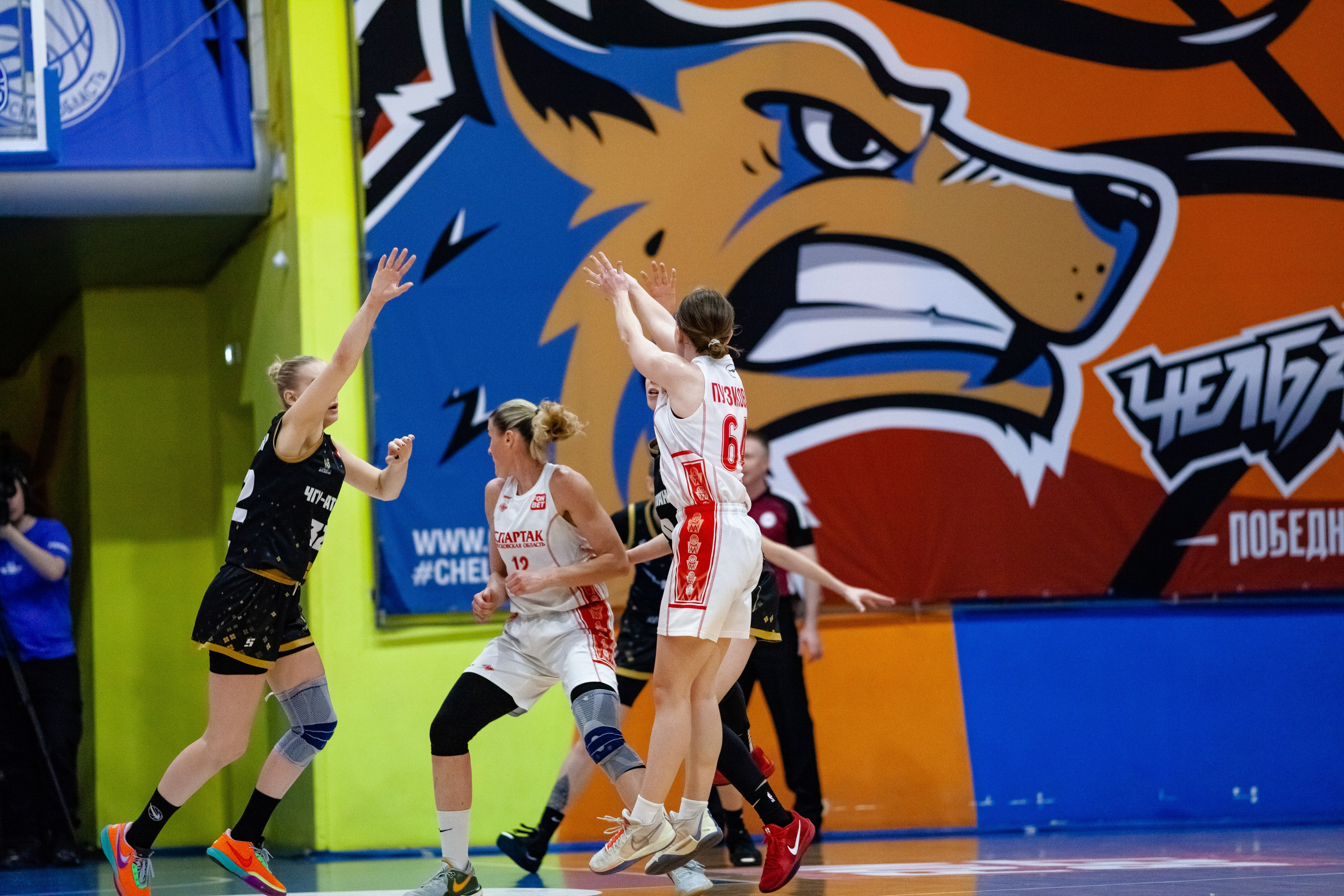 Спартак — ЧГУ-Атланта. Фотография