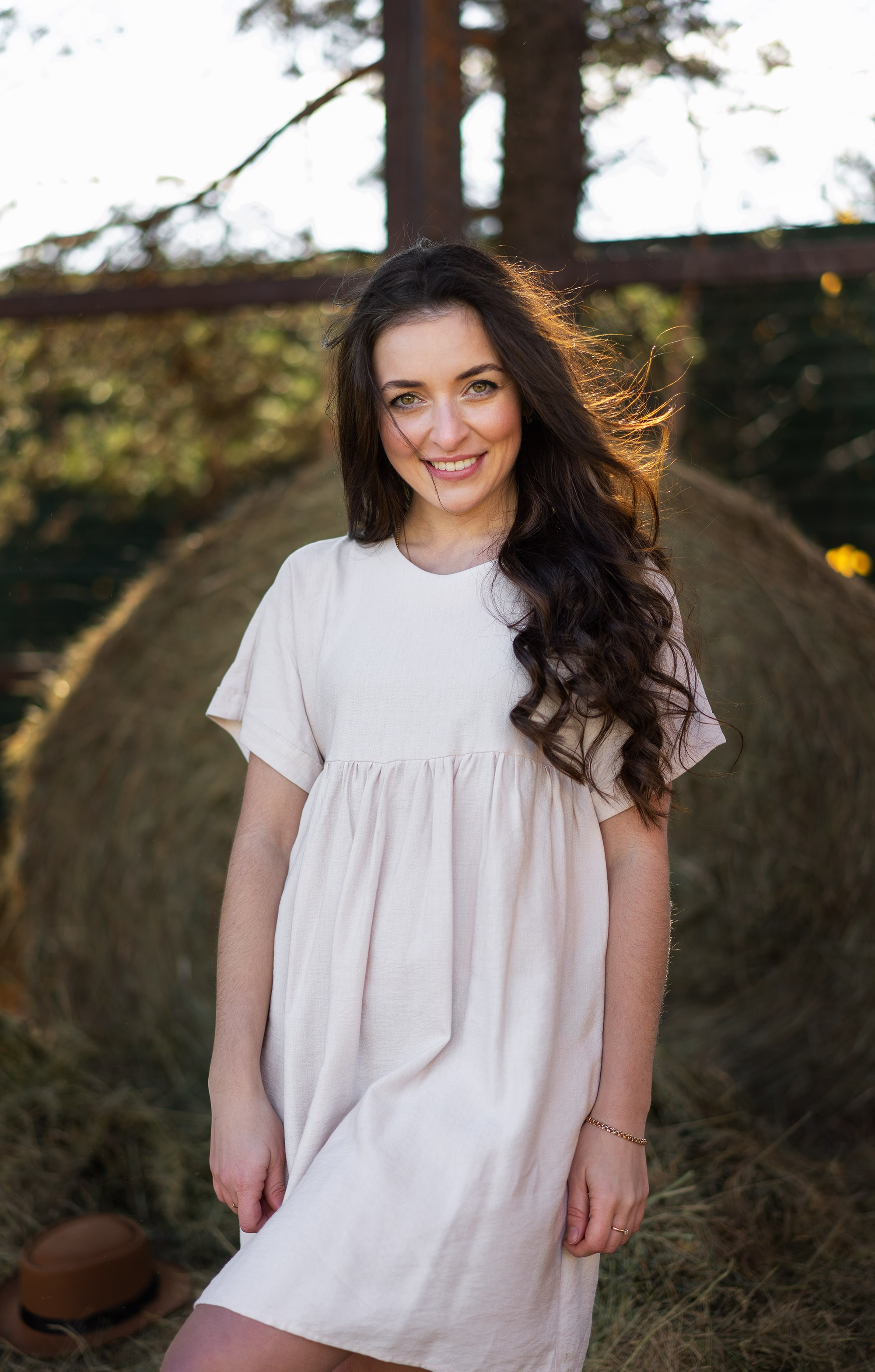 Фотосессия влюбленных в конюшне. Фотограф Екатеринбург Кокшарова Александра