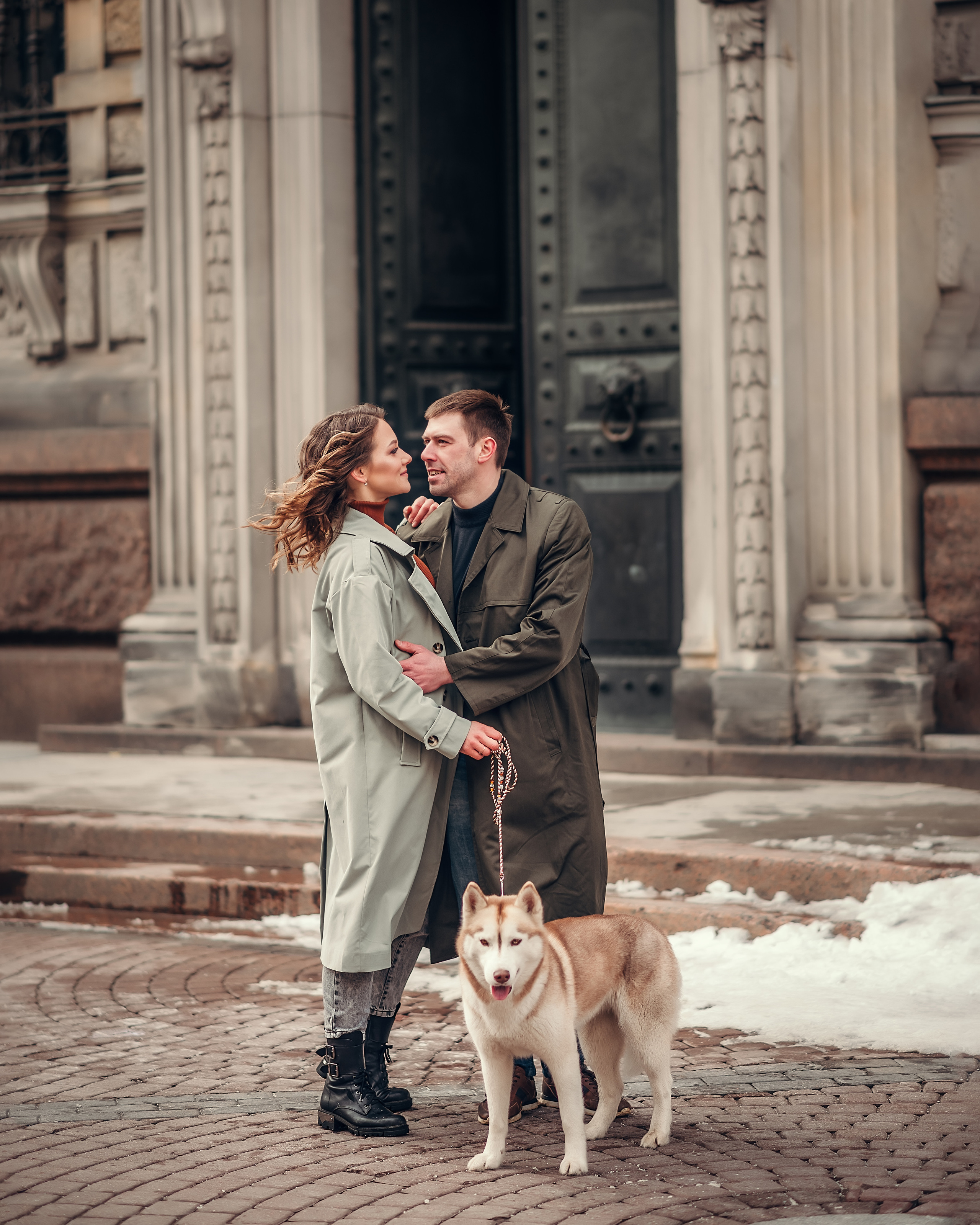 Надя, Денис и хаски Марго, Соляной переулок. Фотограф в Санкт- Петербурге Мария Золотарь