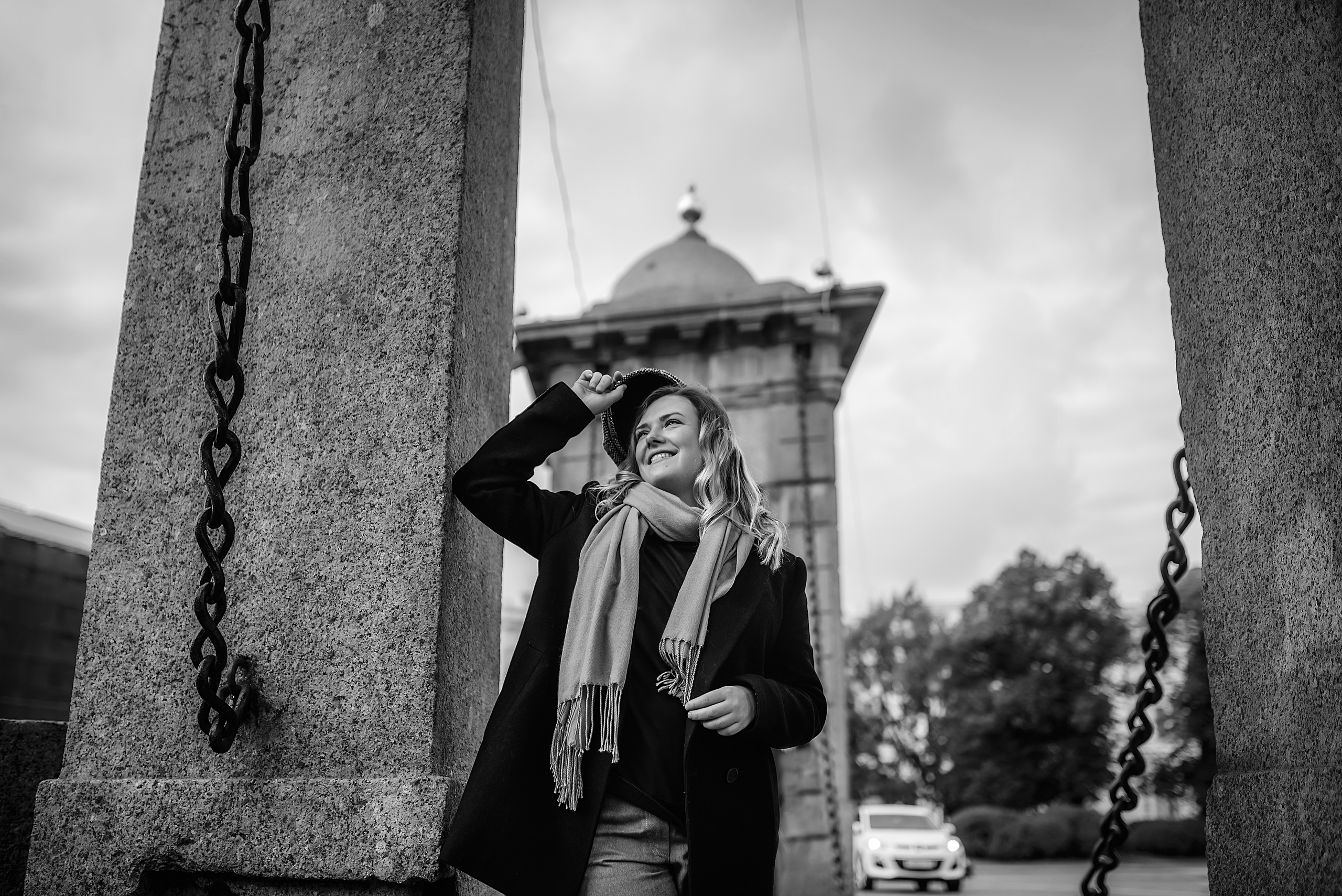 Анна, парадная «Ромашка» и мост Ломоносова. Фотограф в Санкт- Петербурге Мария Золотарь