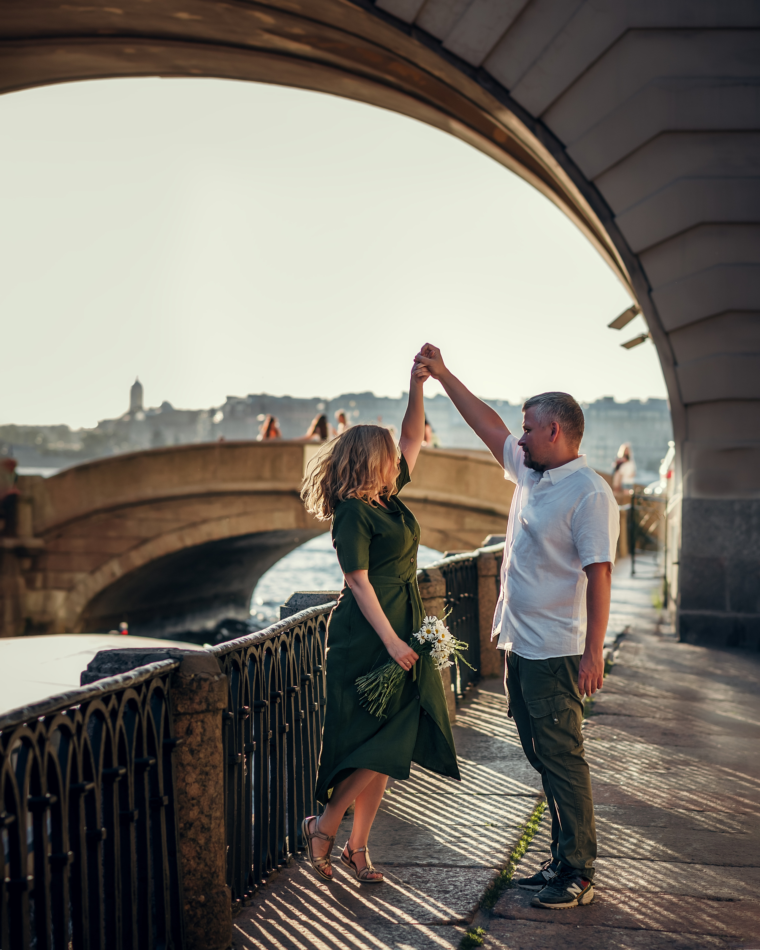 Дина и Александр, набережная Зимней канавки + крыша. Фотограф в Санкт- Петербурге Мария Золотарь