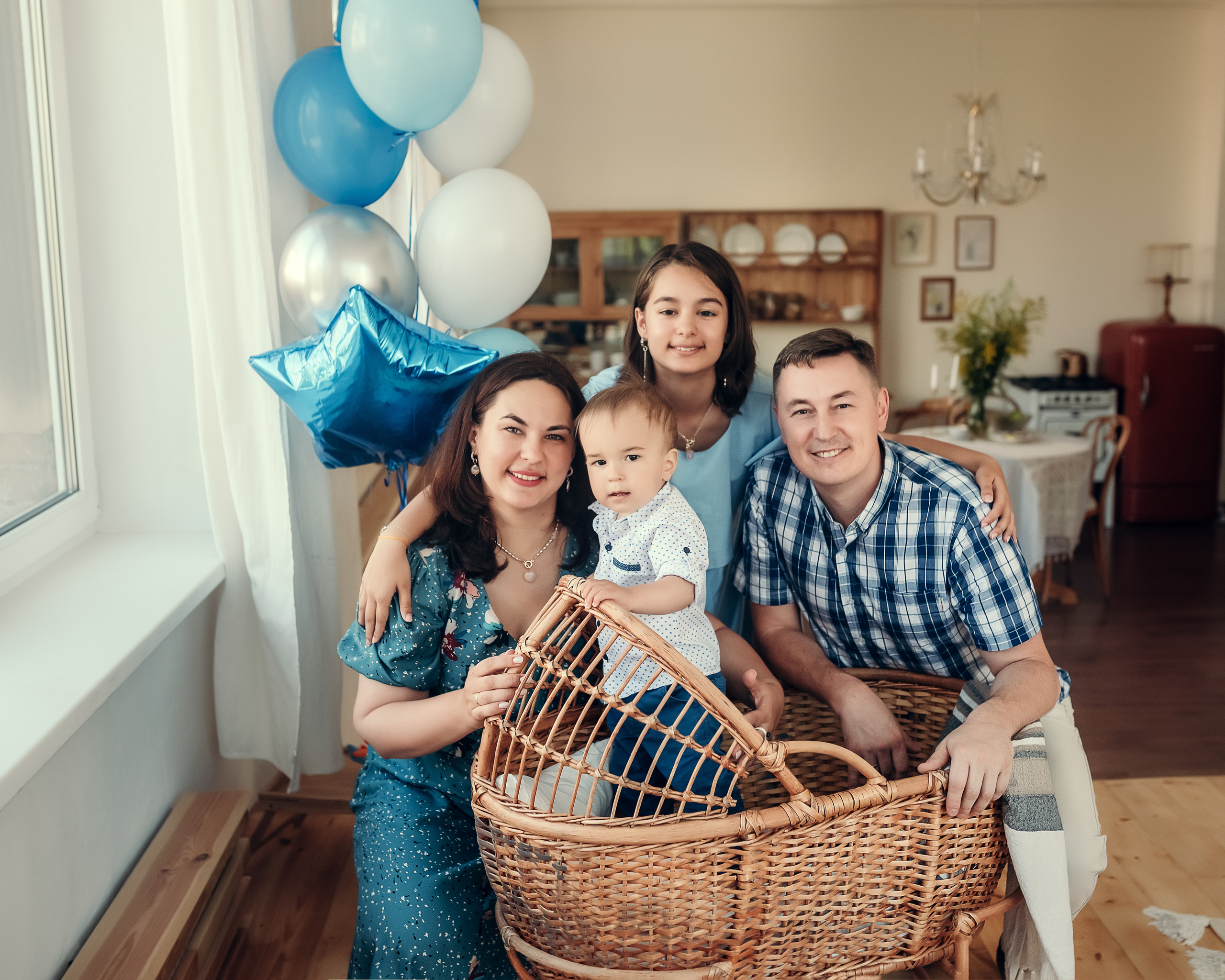 Игорю 1 годик, студия Twinkl. Фотограф в Санкт- Петербурге Мария Золотарь