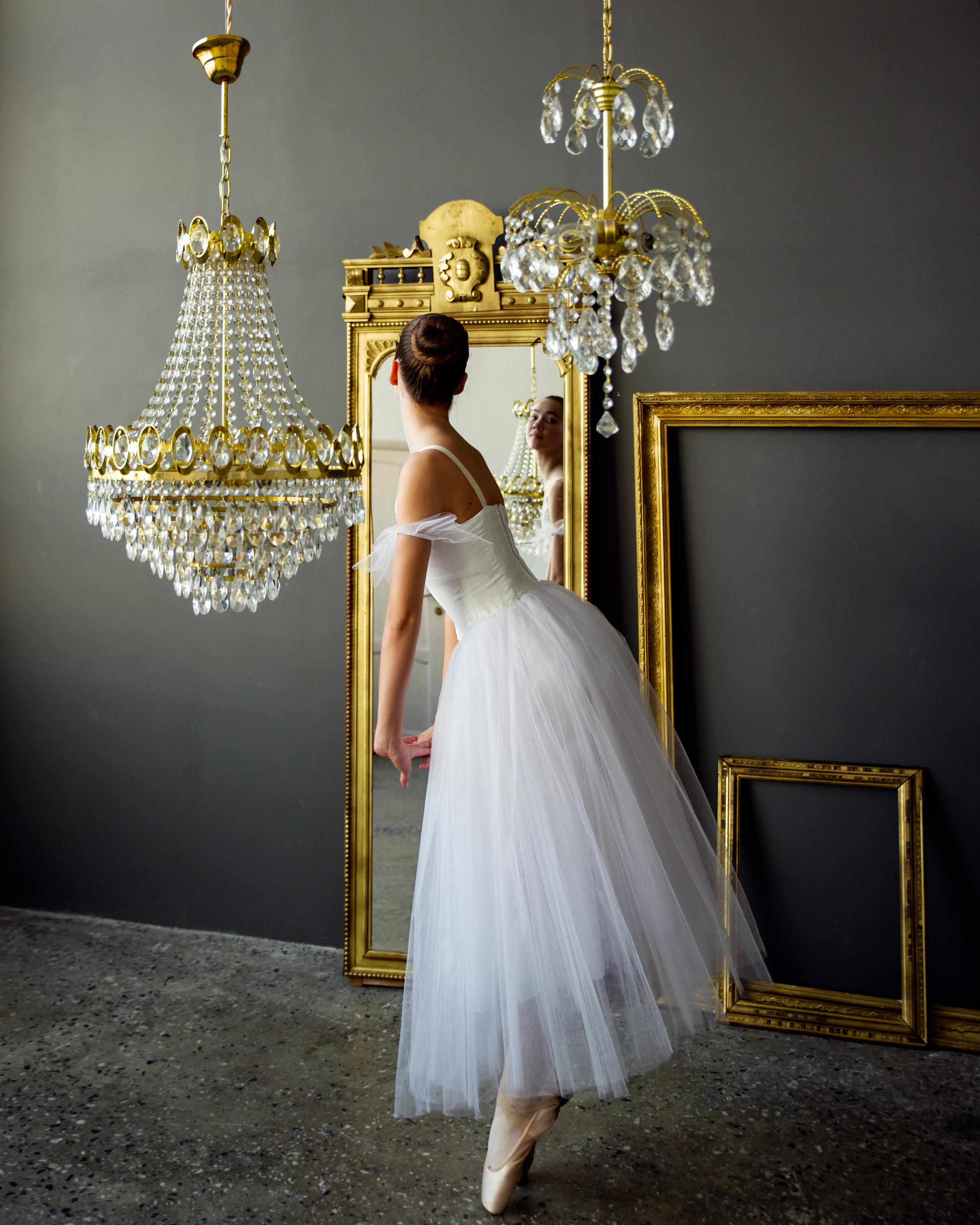 Эмилия, балетная фотосессия в студии Запад. Фотограф в Санкт- Петербурге Мария Золотарь