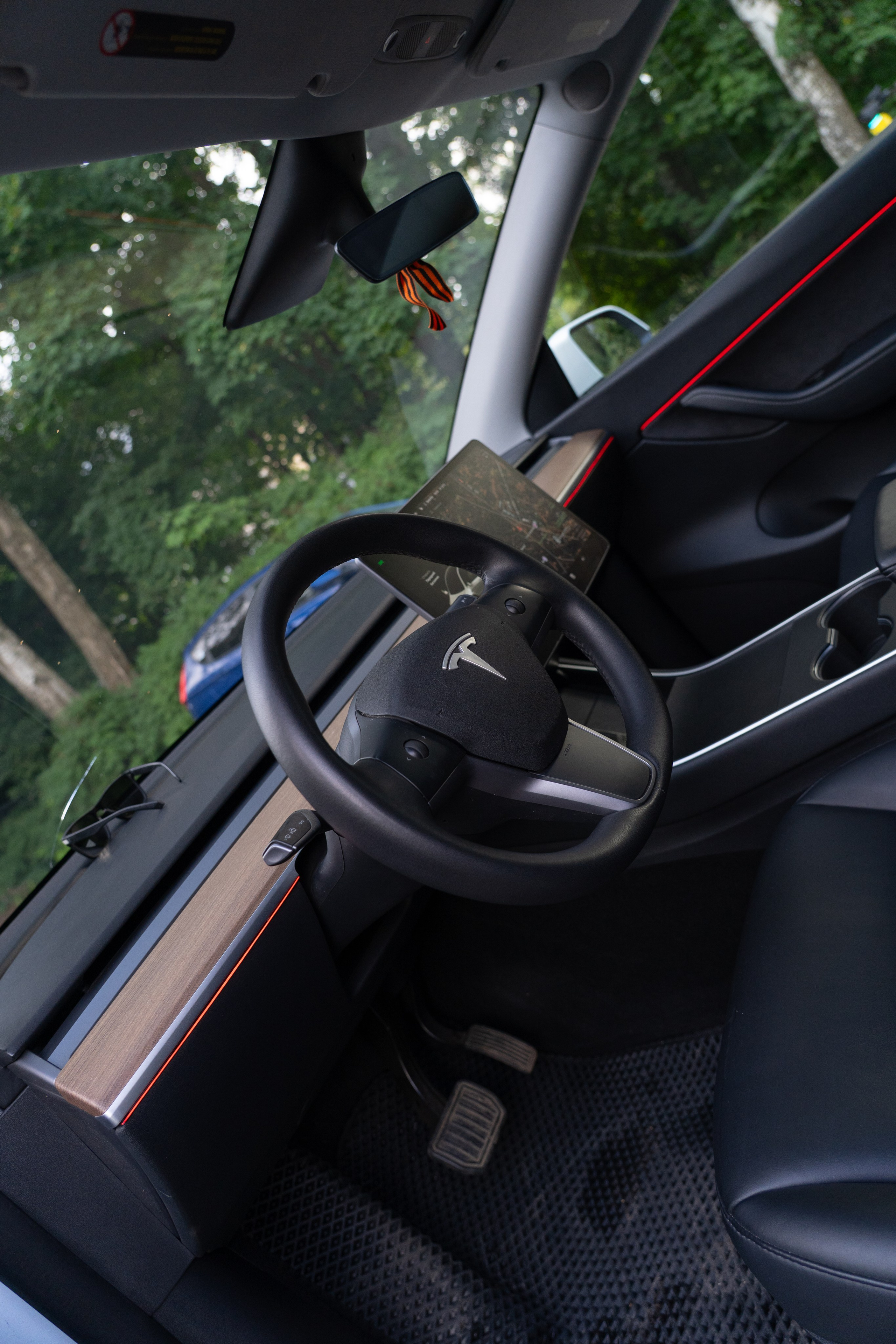 Tesla (Фото для продажи). Портретный и автомобильный фотограф в Санкт-Петербурге Евгений Черепанов