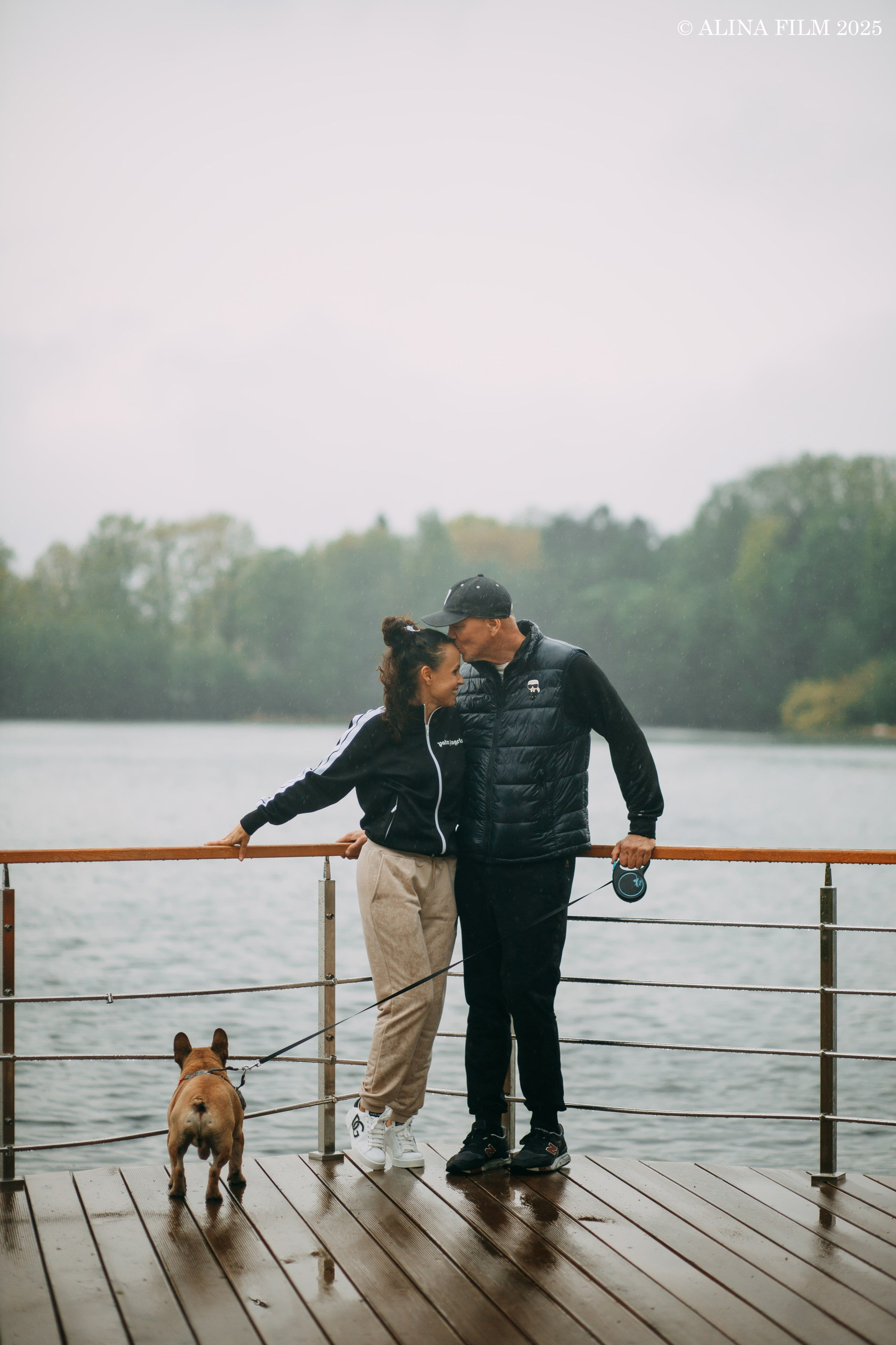 Фотосессия в дождь на Озерках. Фотограф в Санкт-Петербурге Alina Film