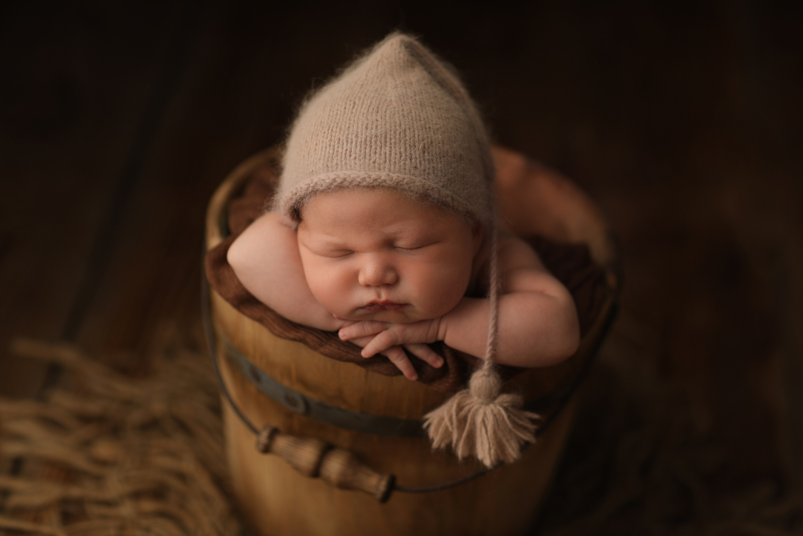 PH @anna_molodykh_newborn.almaty. Retoucher Aleksmokh