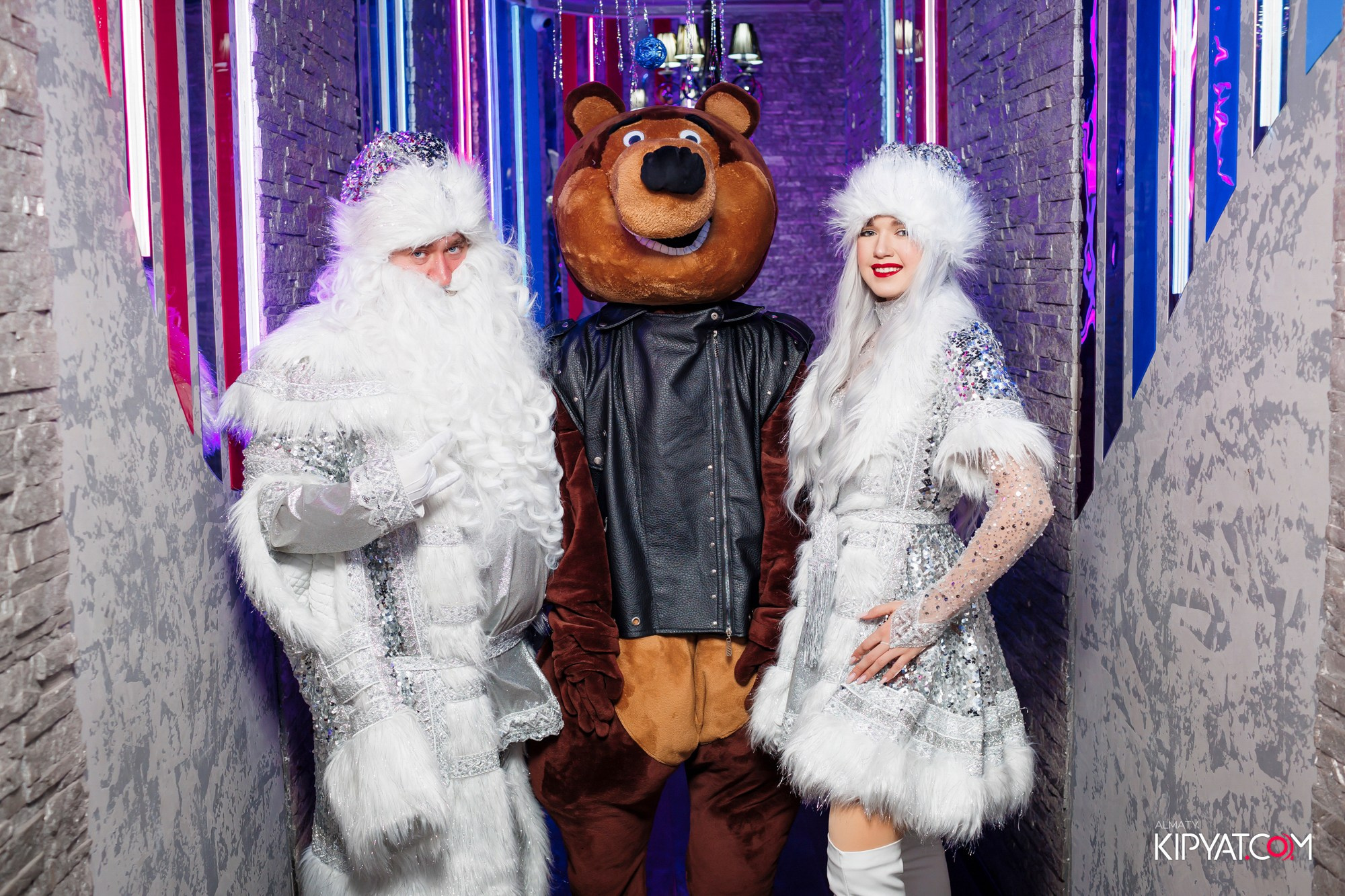 УХО И МЕДВЕДЬ НА ГАГАРИНА. КИПЯТКОМ АЛМАТЫ! Фотосъемка мероприятий в Алматы