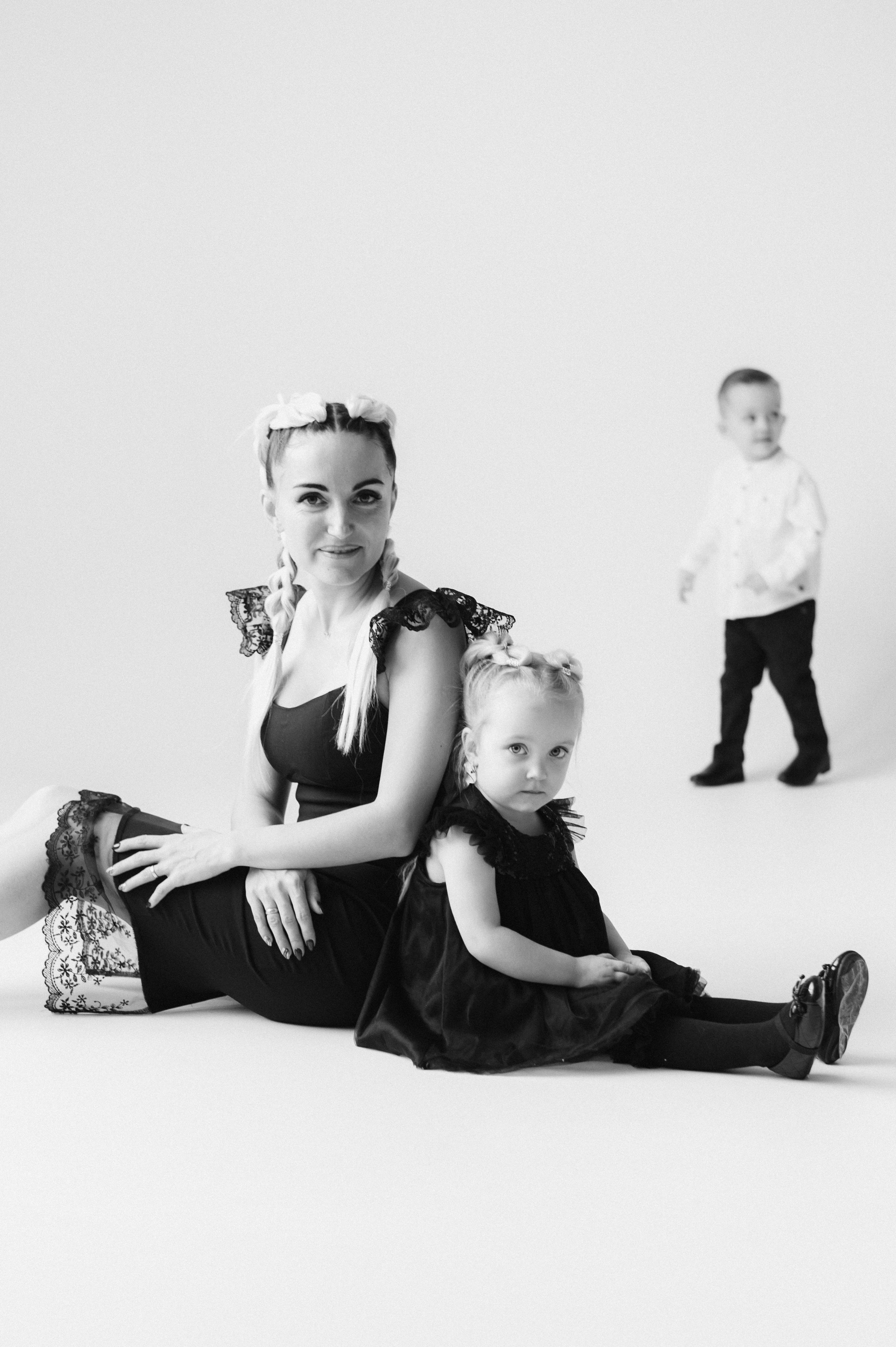 Смотреть в одну сторону. Свадебный и семейный фотограф в Красноярске Виктория Тимонина