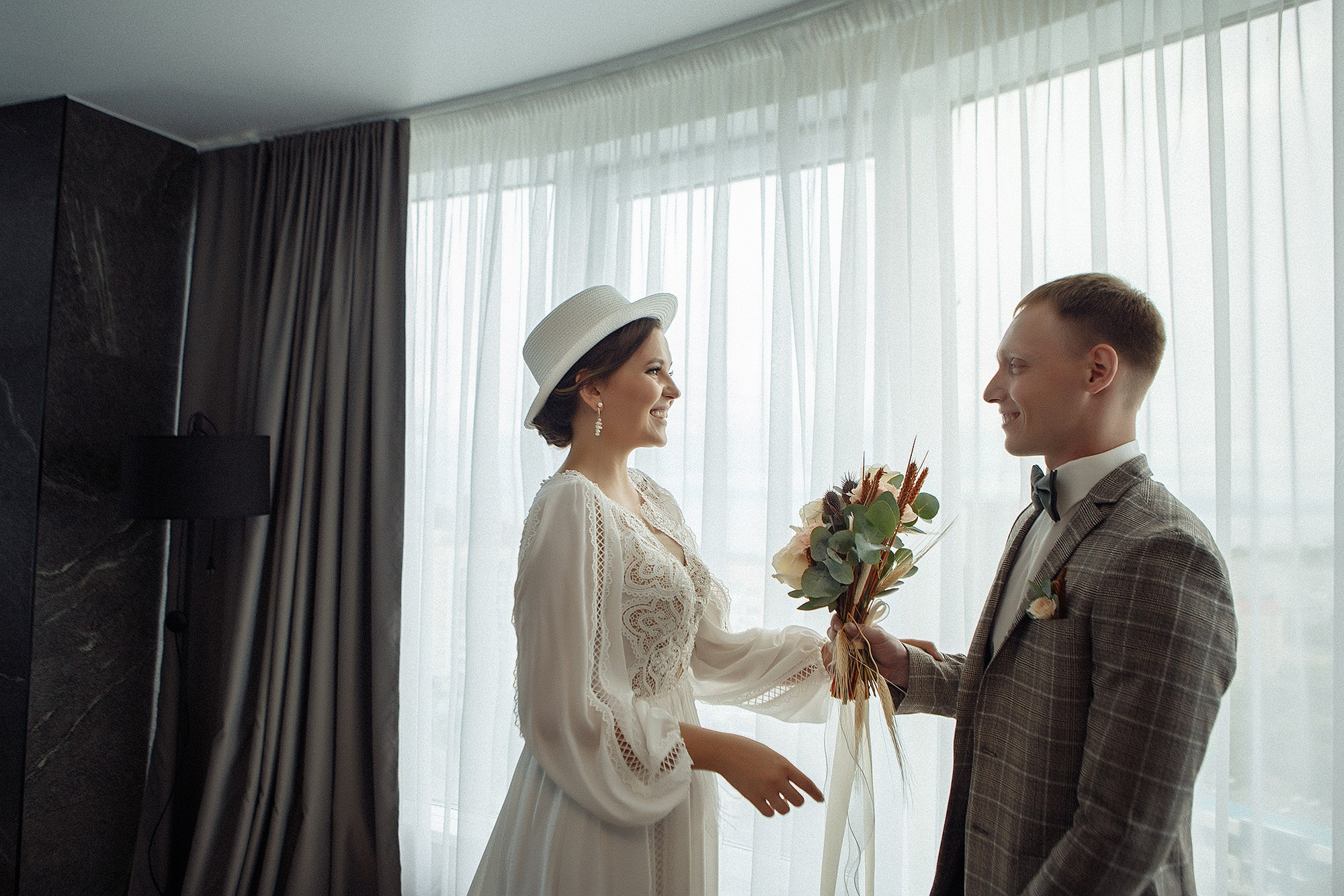 Людмила и Сергей 13.08.22. Свадебный фотограф Владивосток Алина Гевондова