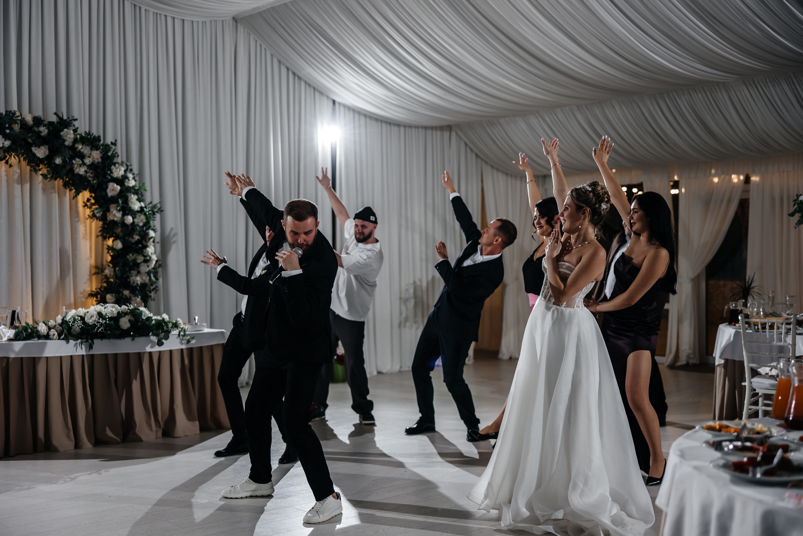 Анонс свадьбы для Ильи и Виктории. Теплый Крымский март. Свадебный фотограф в Крыму и Севастополе Ольга Баскакова