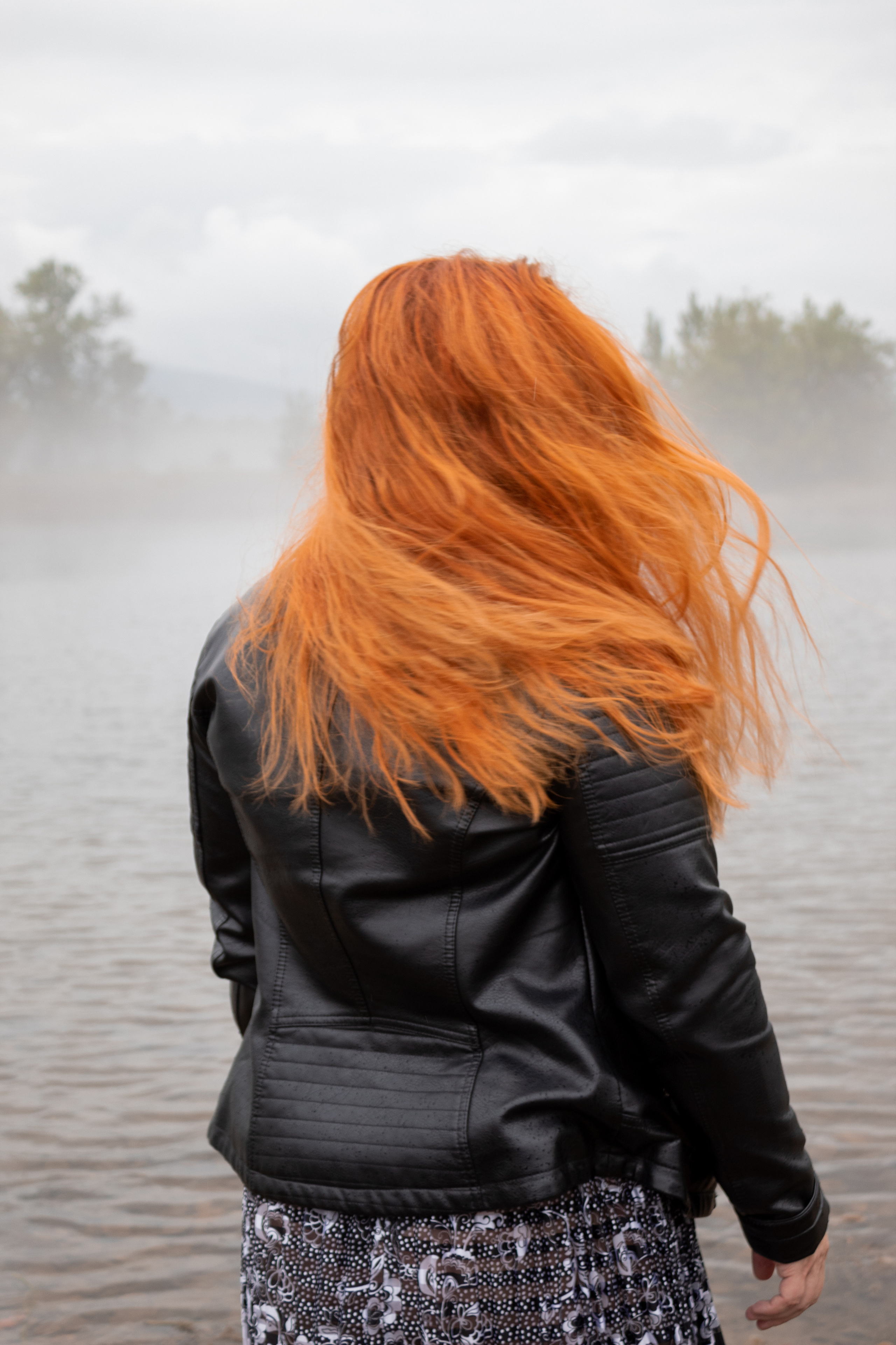 Под дождем. Фотограф Красноярск Капранова Софья