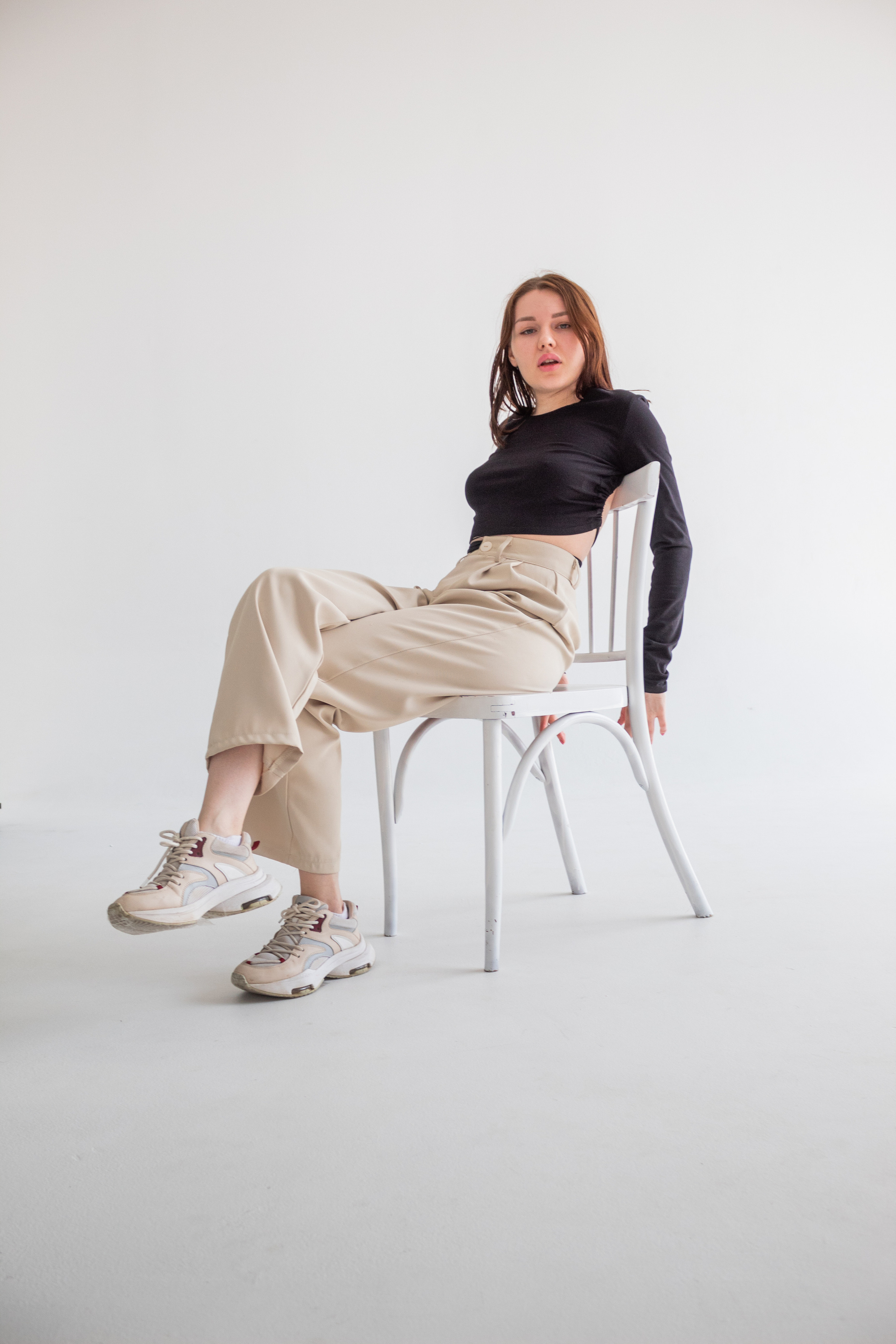 На циклораме. Фотограф Красноярск Капранова Софья