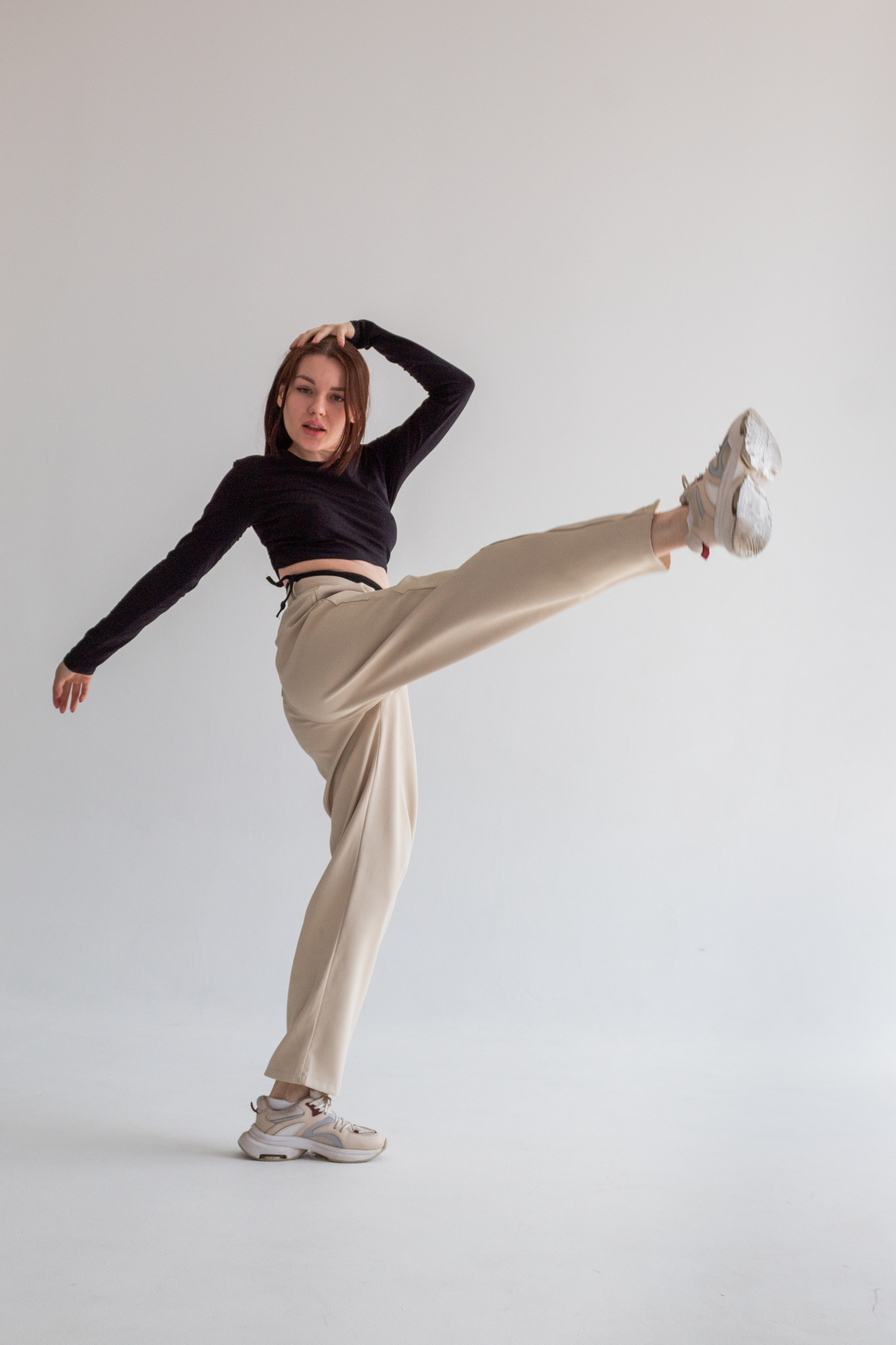 На циклораме. Фотограф Красноярск Капранова Софья