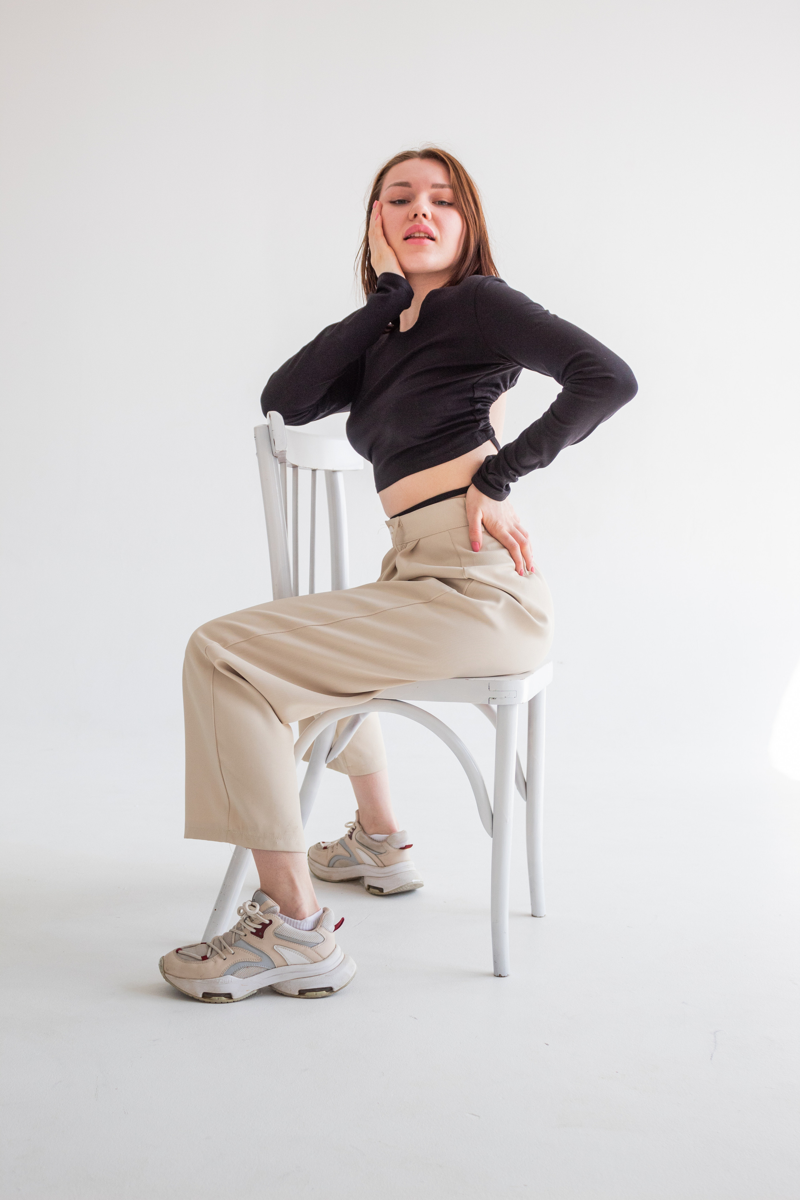 На циклораме. Фотограф Красноярск Капранова Софья