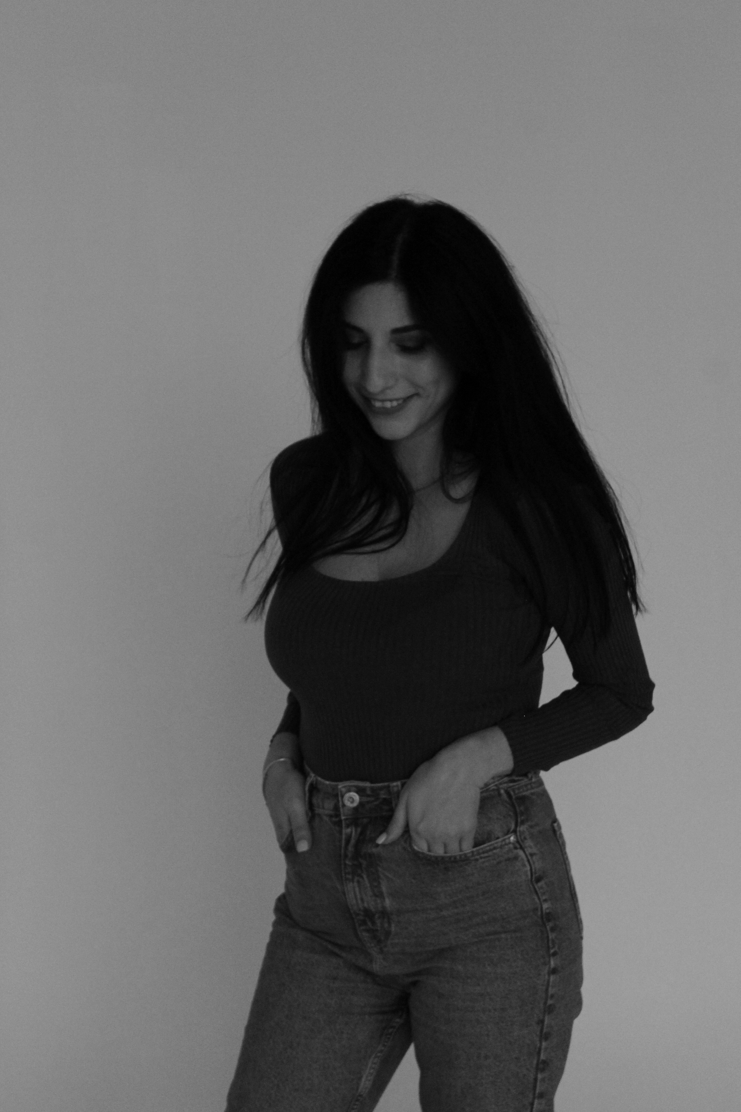 На циклораме. Фотограф Красноярск Капранова Софья