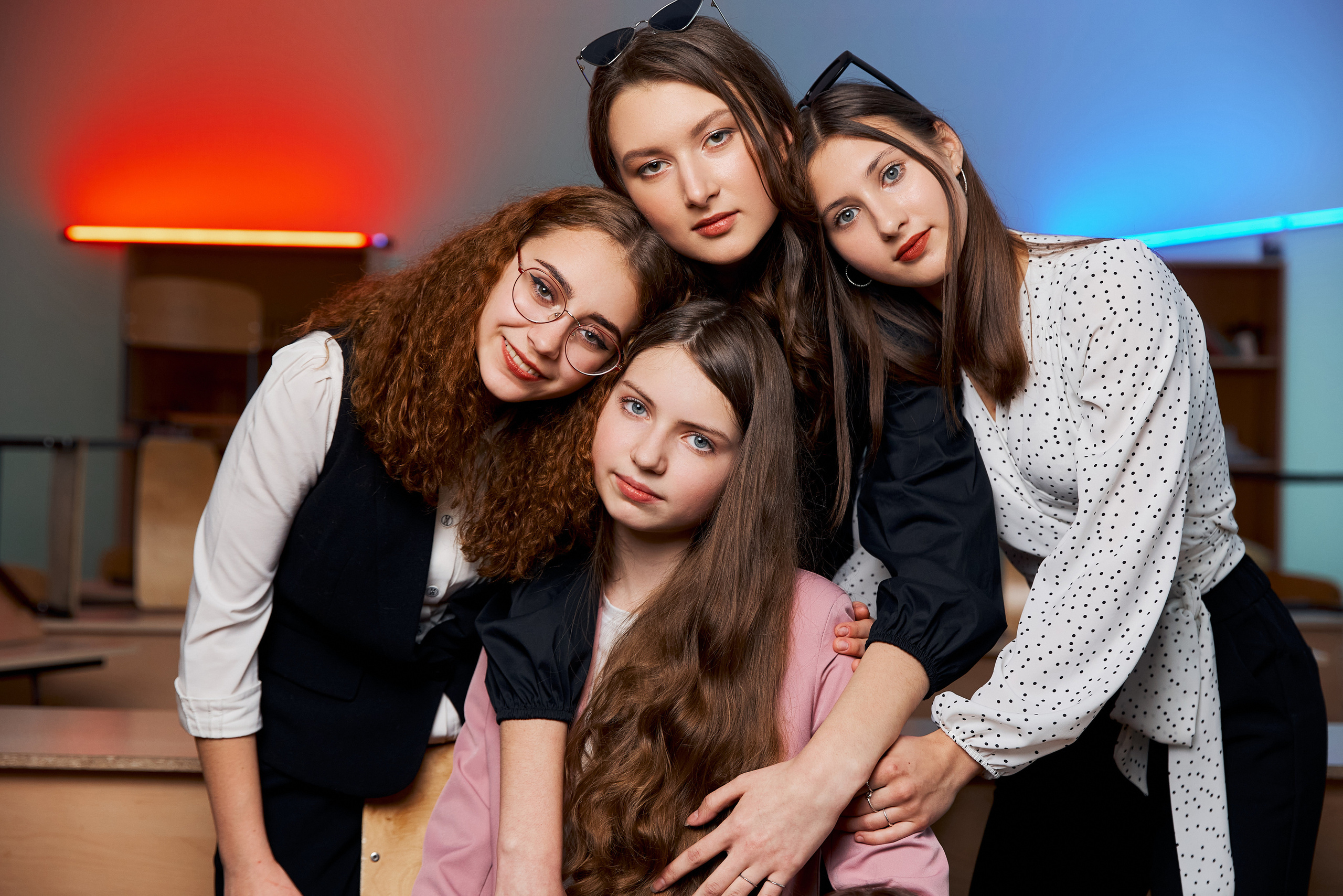 9 — 11 классы. Выпускные альбомы в Рыбинске и Ярославле