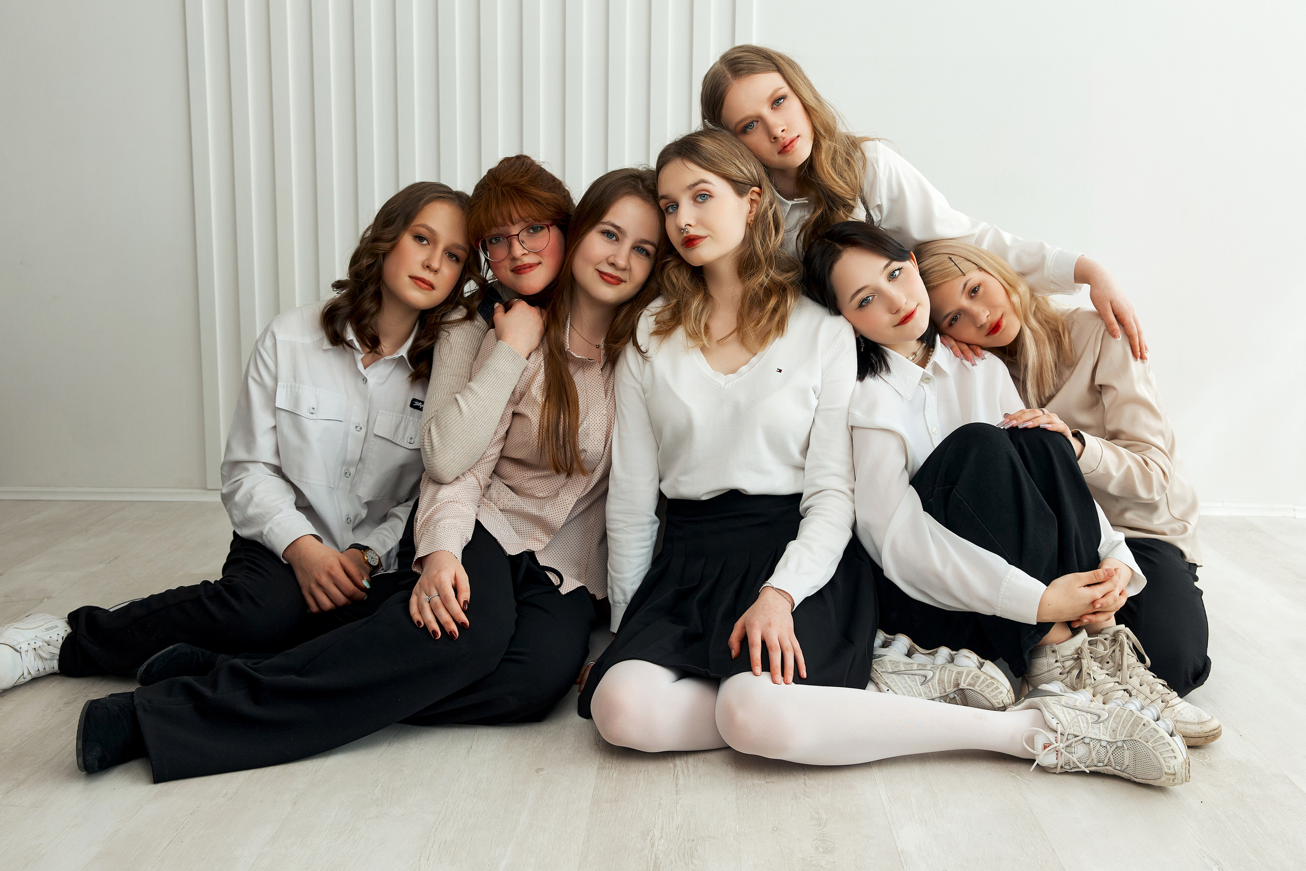 9 — 11 классы. Выпускные альбомы в Рыбинске и Ярославле