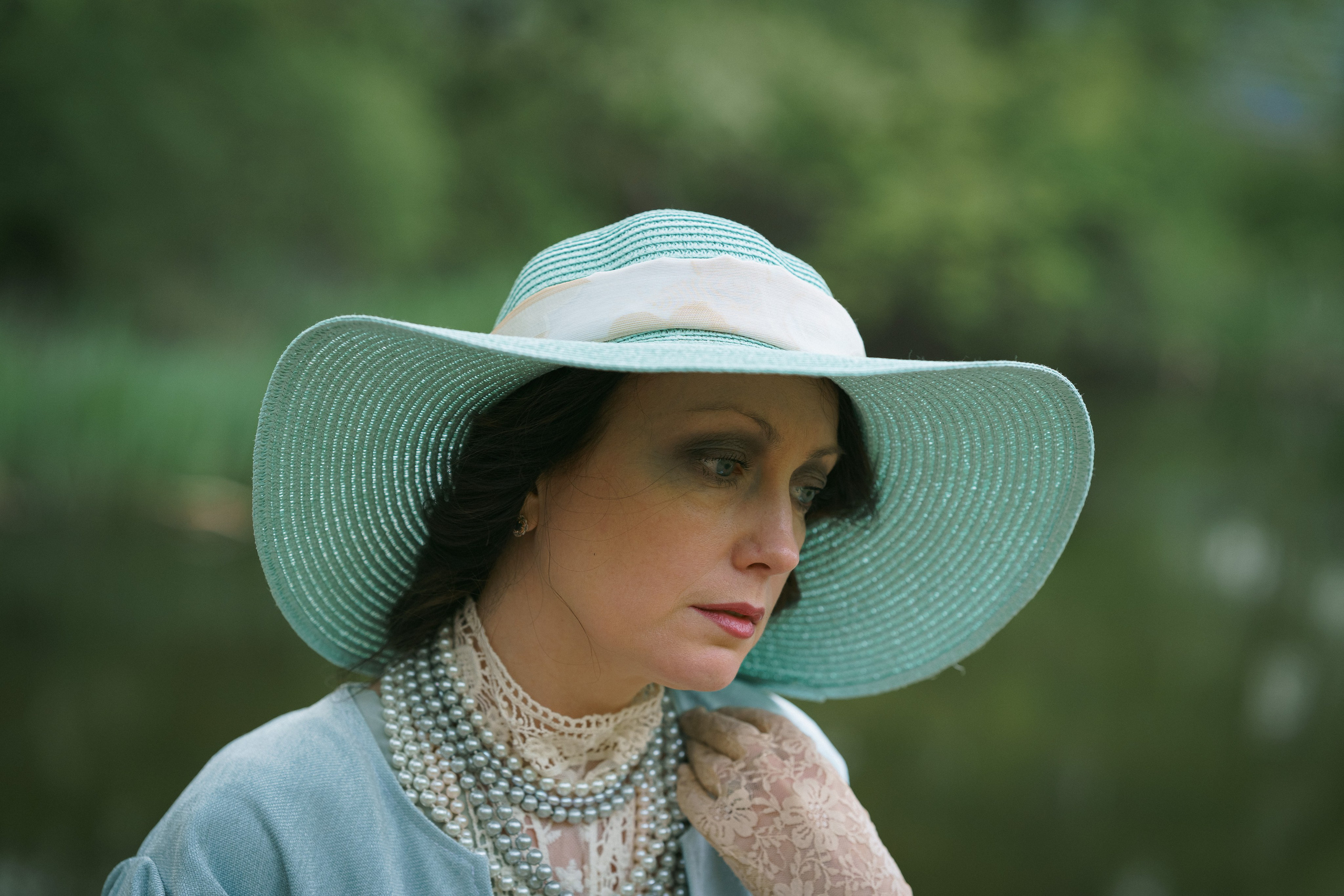 Женский портрет на природе