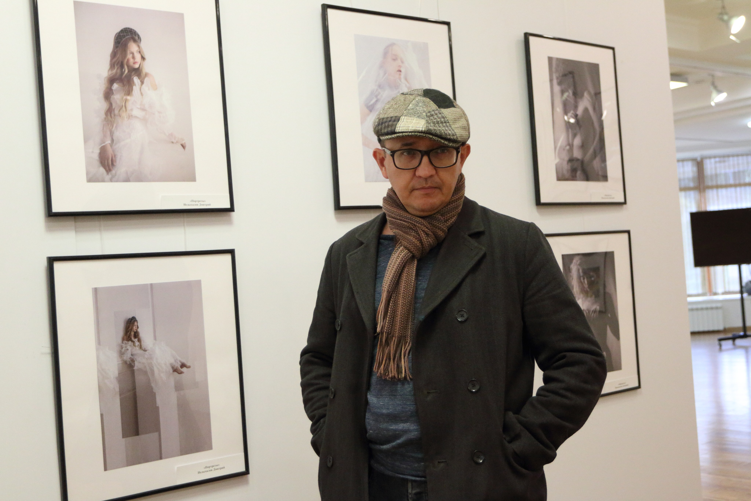 14.10.2018 Выставка «Собрание кадров». Развеска. Фотообъединение Самарского областного отделения Союза журналистов России