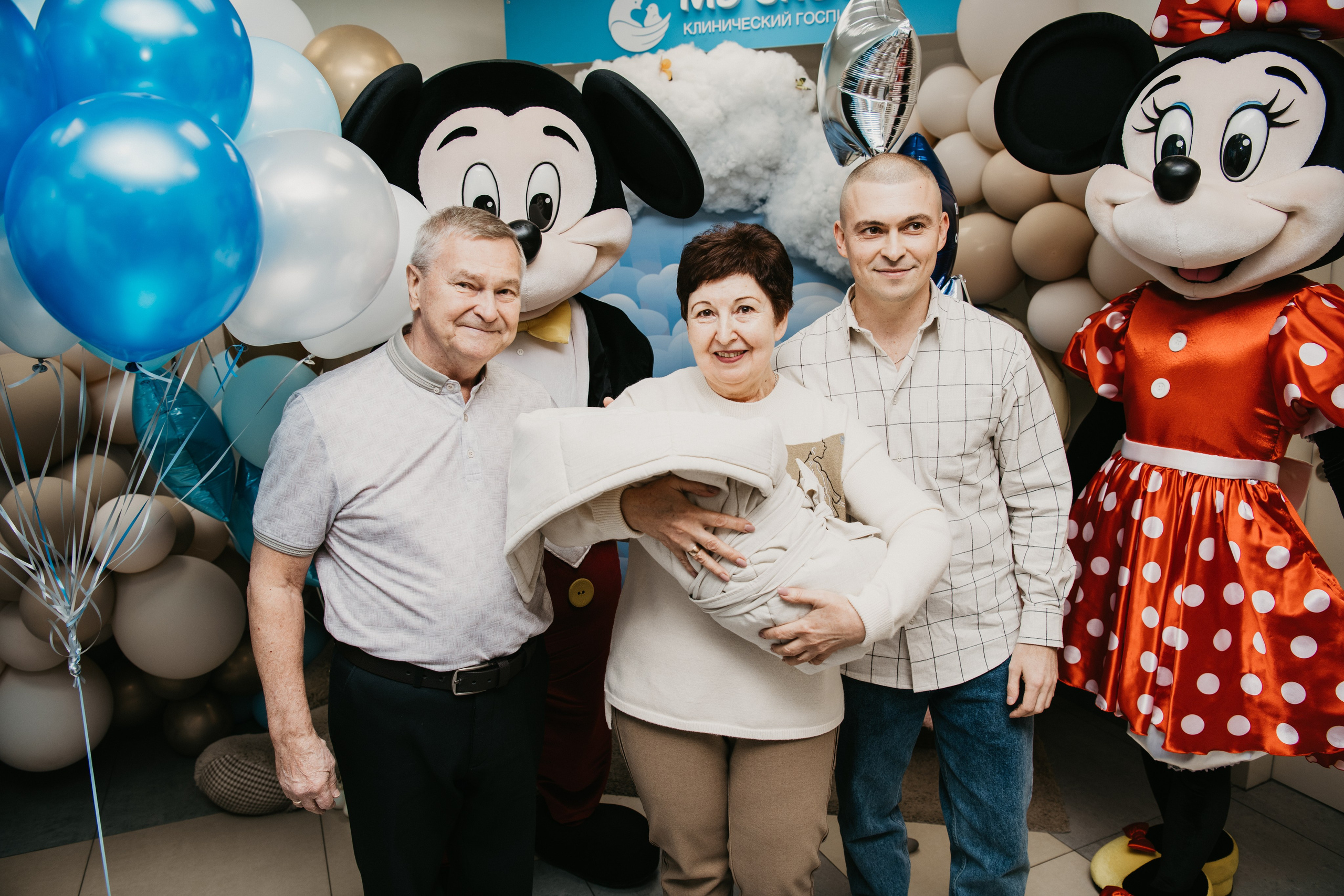 Выписка Назара. На Севастопольском. Фотограф на выписку из роддома в Москве и МО