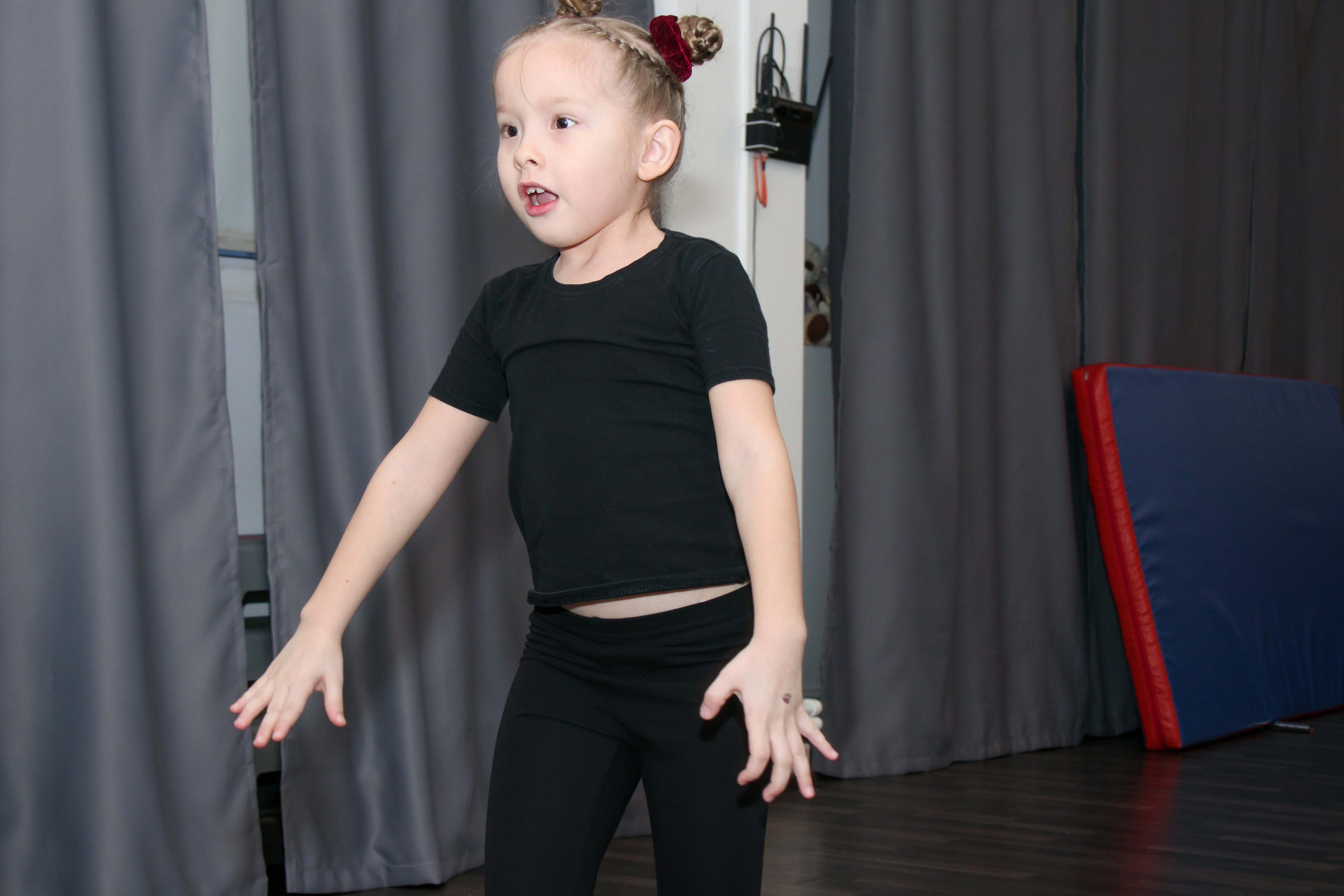 Тренировка в танц. школе. Репортажный Фотограф