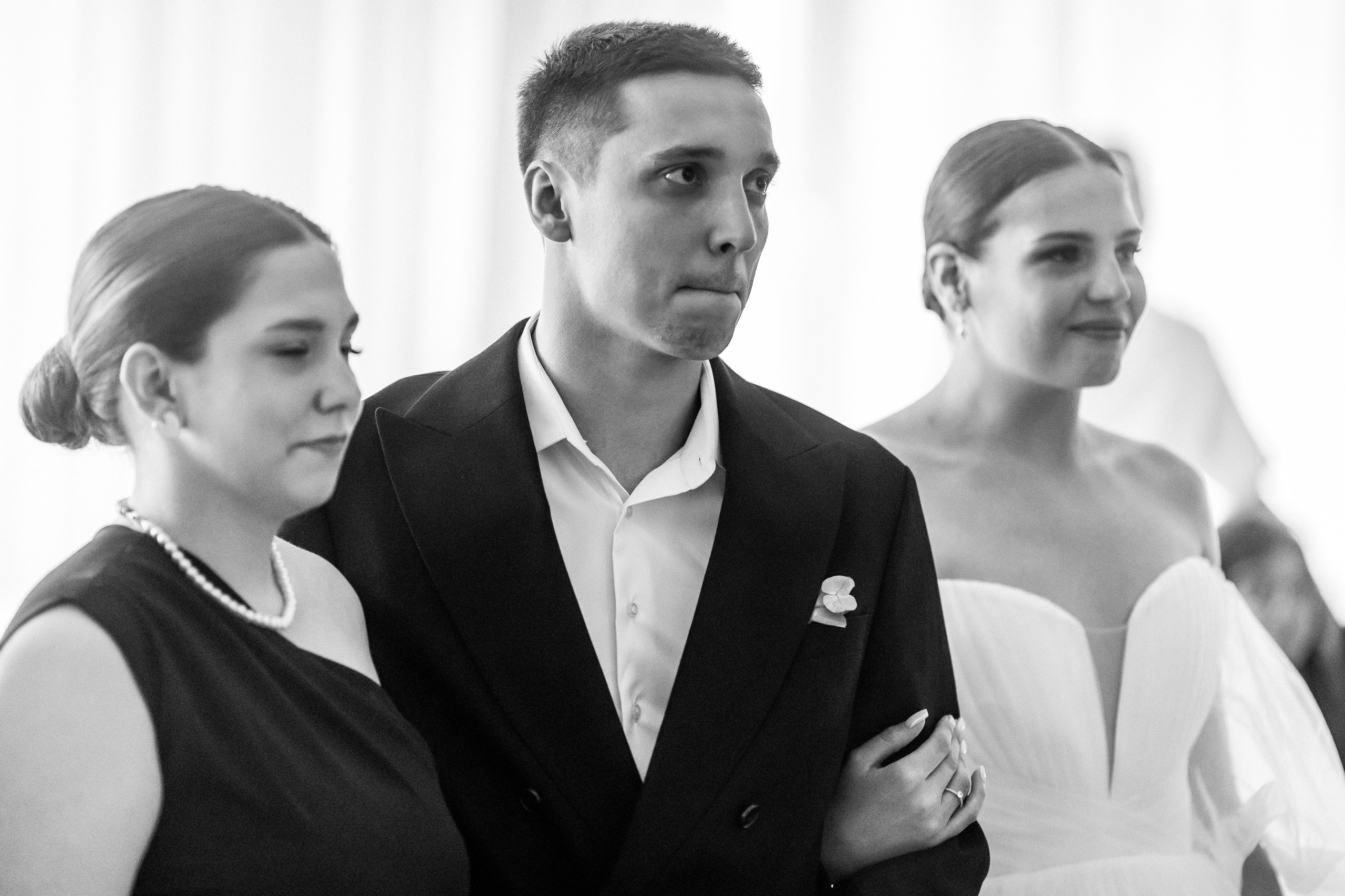 Vlad & Nadya (Saint-Petersburg, Russia). Destination wedding photographer Peter Letu