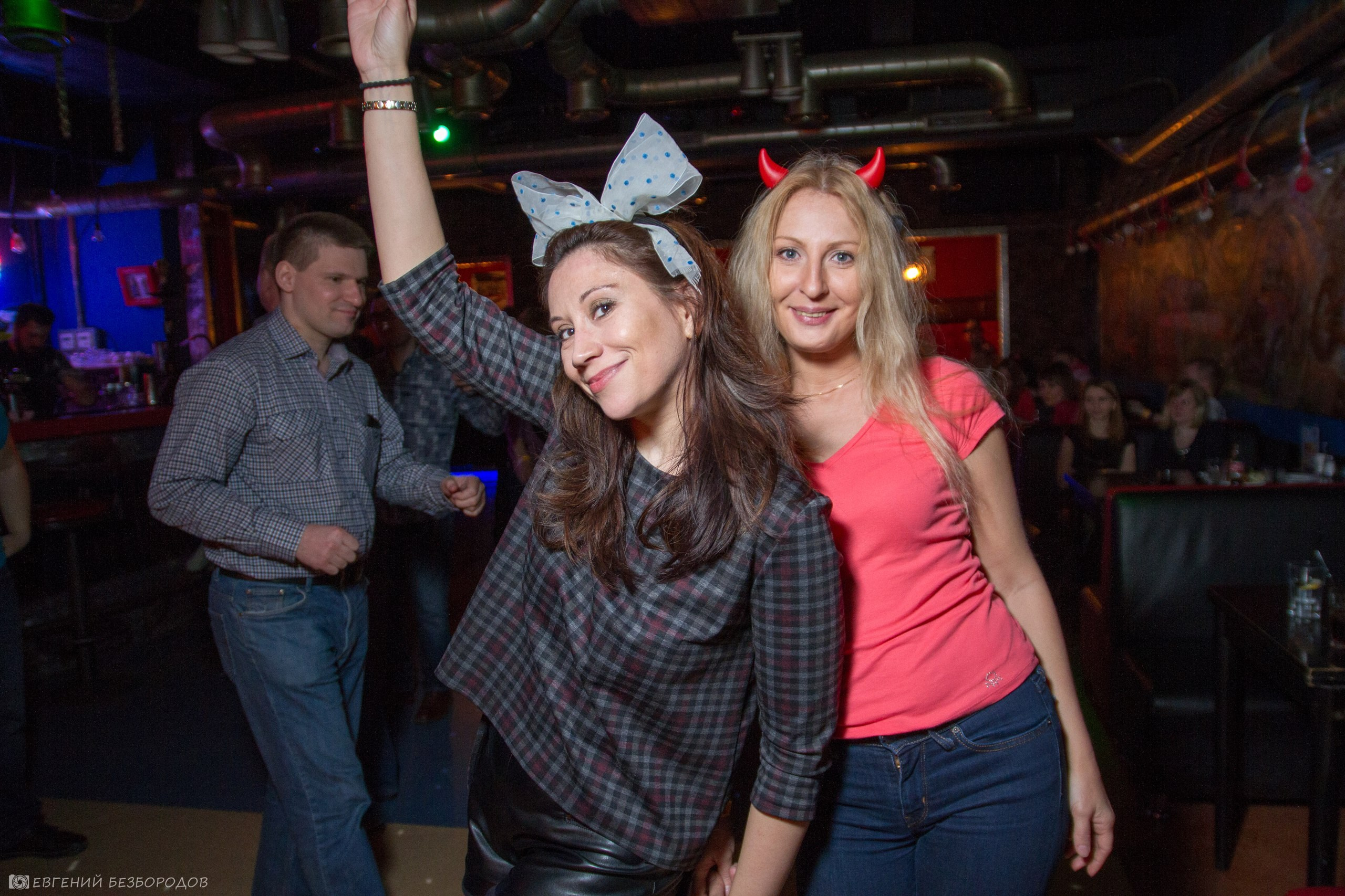 Клубная вечеринка «Нормальные люди не» | 31.03.2017. Галерея Фантим