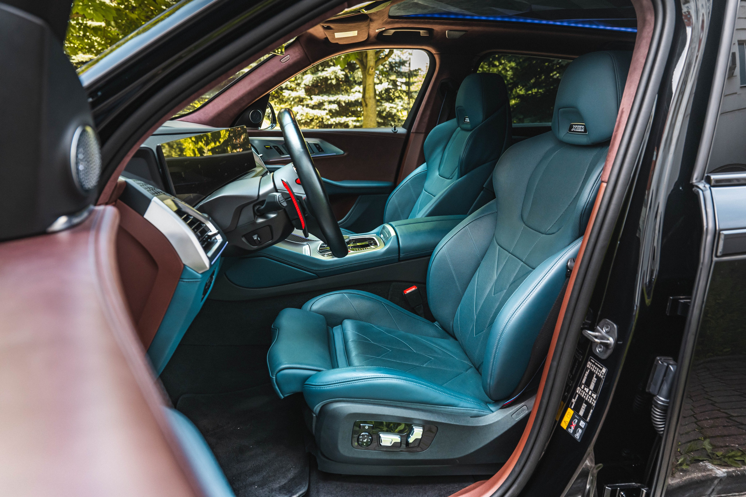 BMW XM. Автомобильный фотограф в Москве — Сидоров Дмитрий