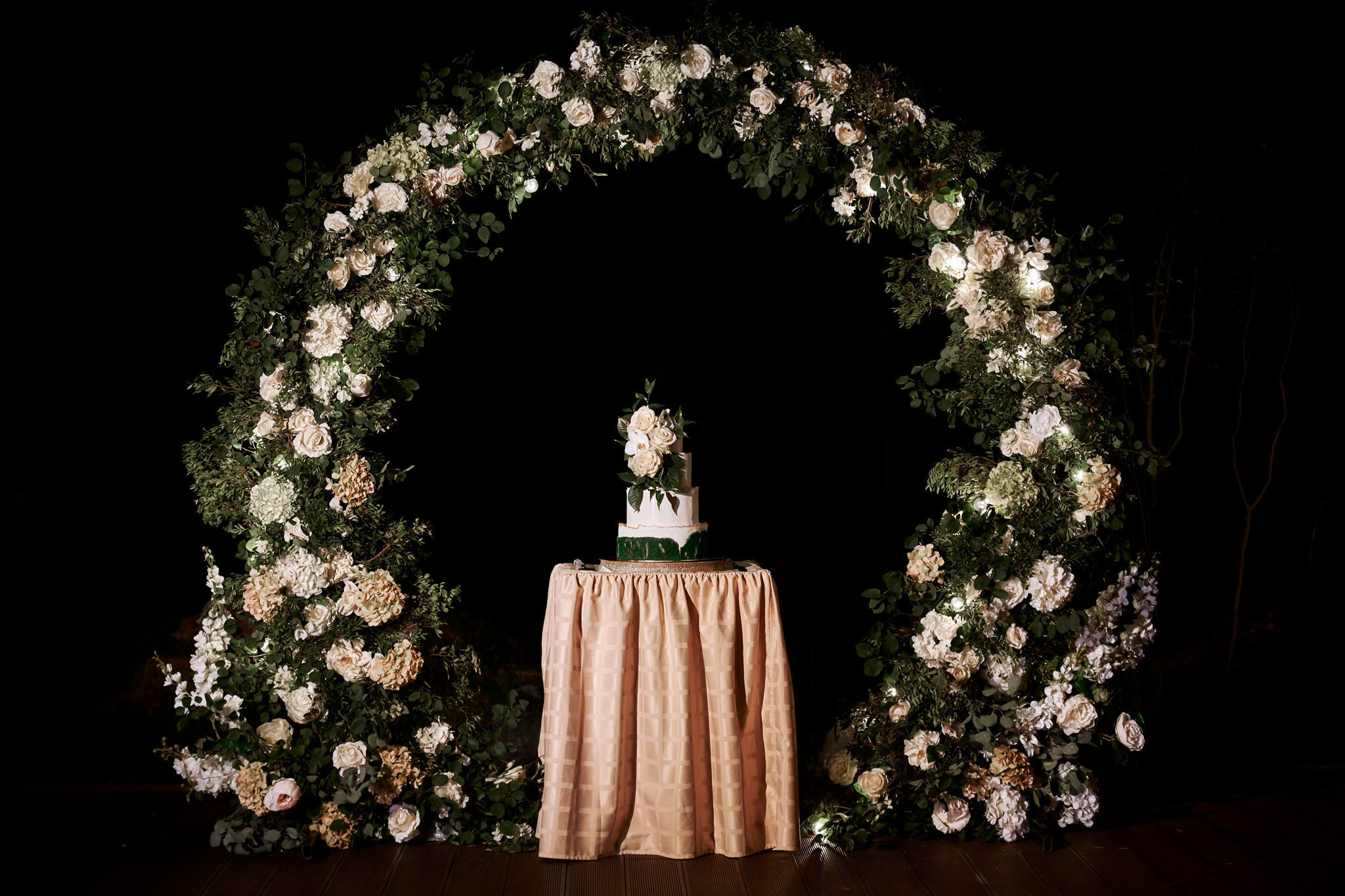 Свадебный торт