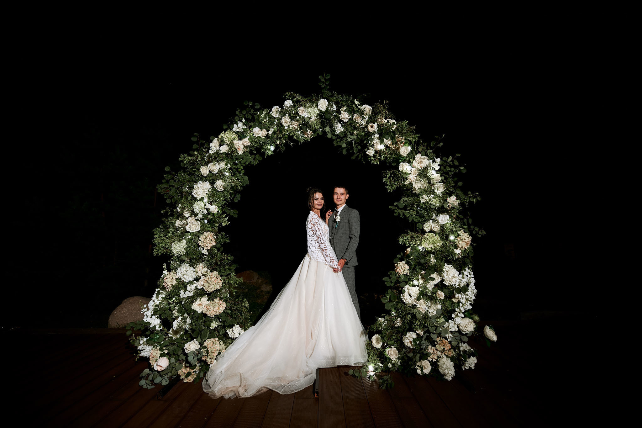 Вечерняя фотосессия на свадьбе