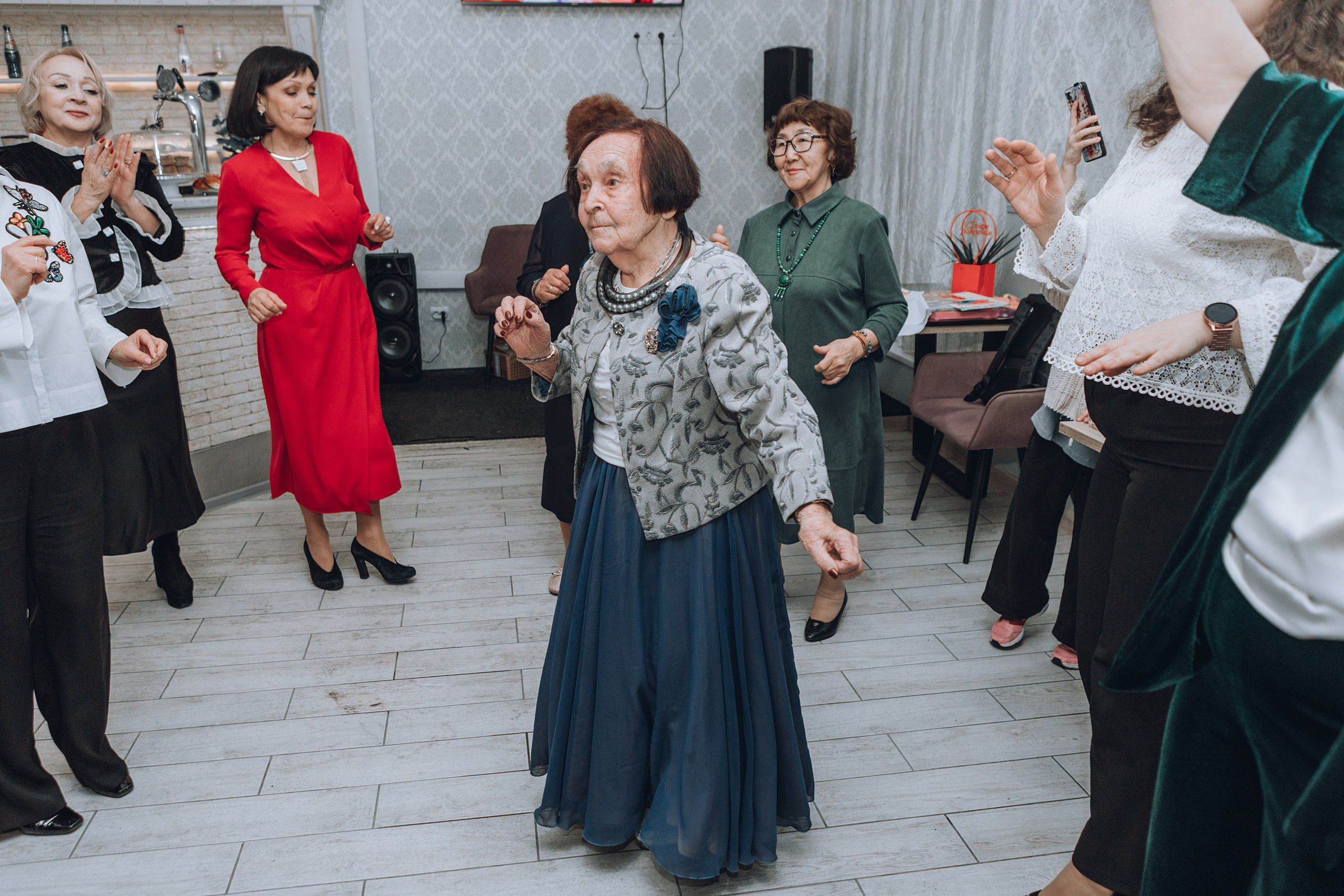 90-летний юбилей Сары Вагаповны. Фотограф в Санкт — Петербурге Анна Конофало