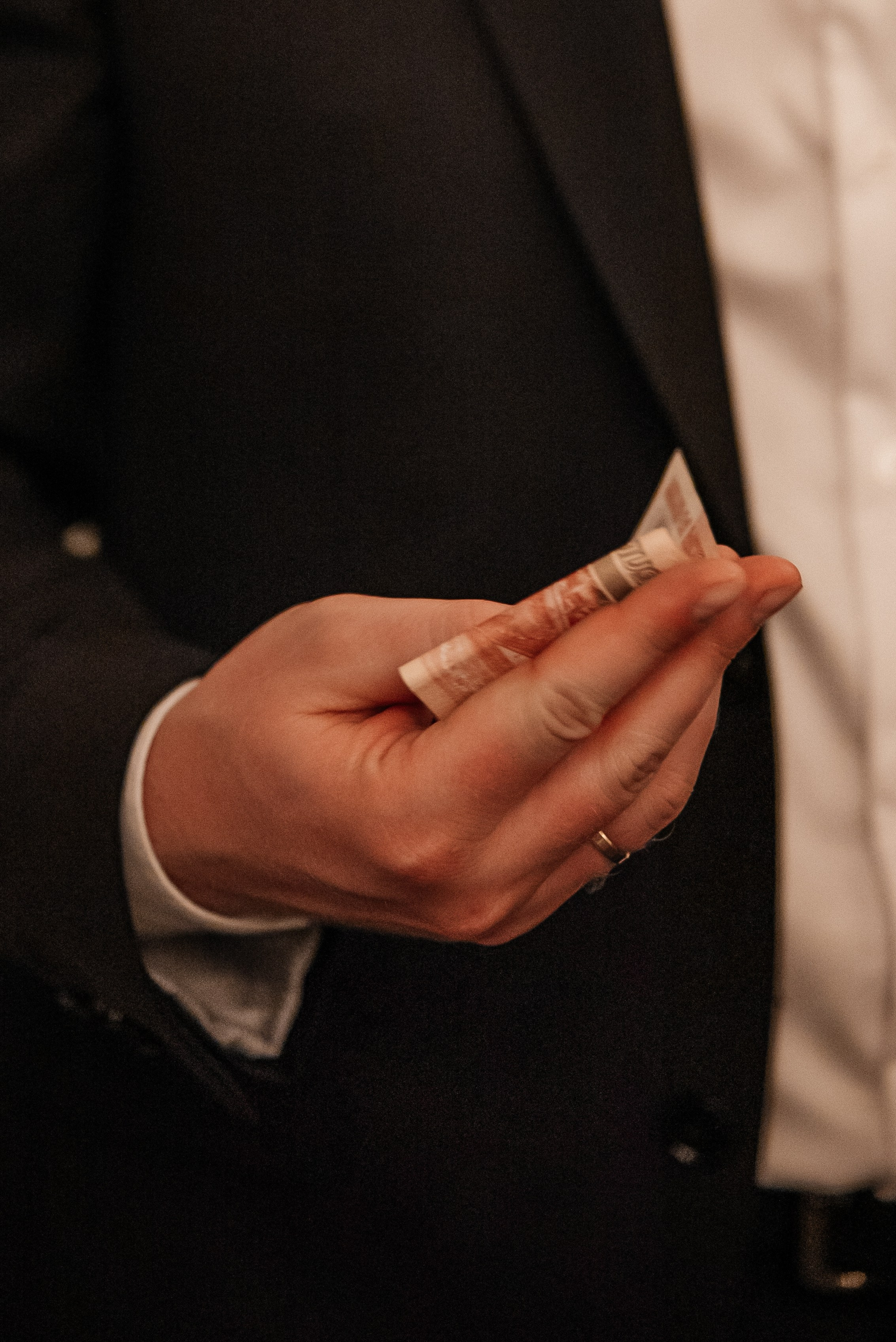 «Свадьба Даши и Артема». Школьный фотограф в Валуйках. Фотосессии для выпускников и изготовление выпускных альбомов в городе Валуйки и в Белгородской области