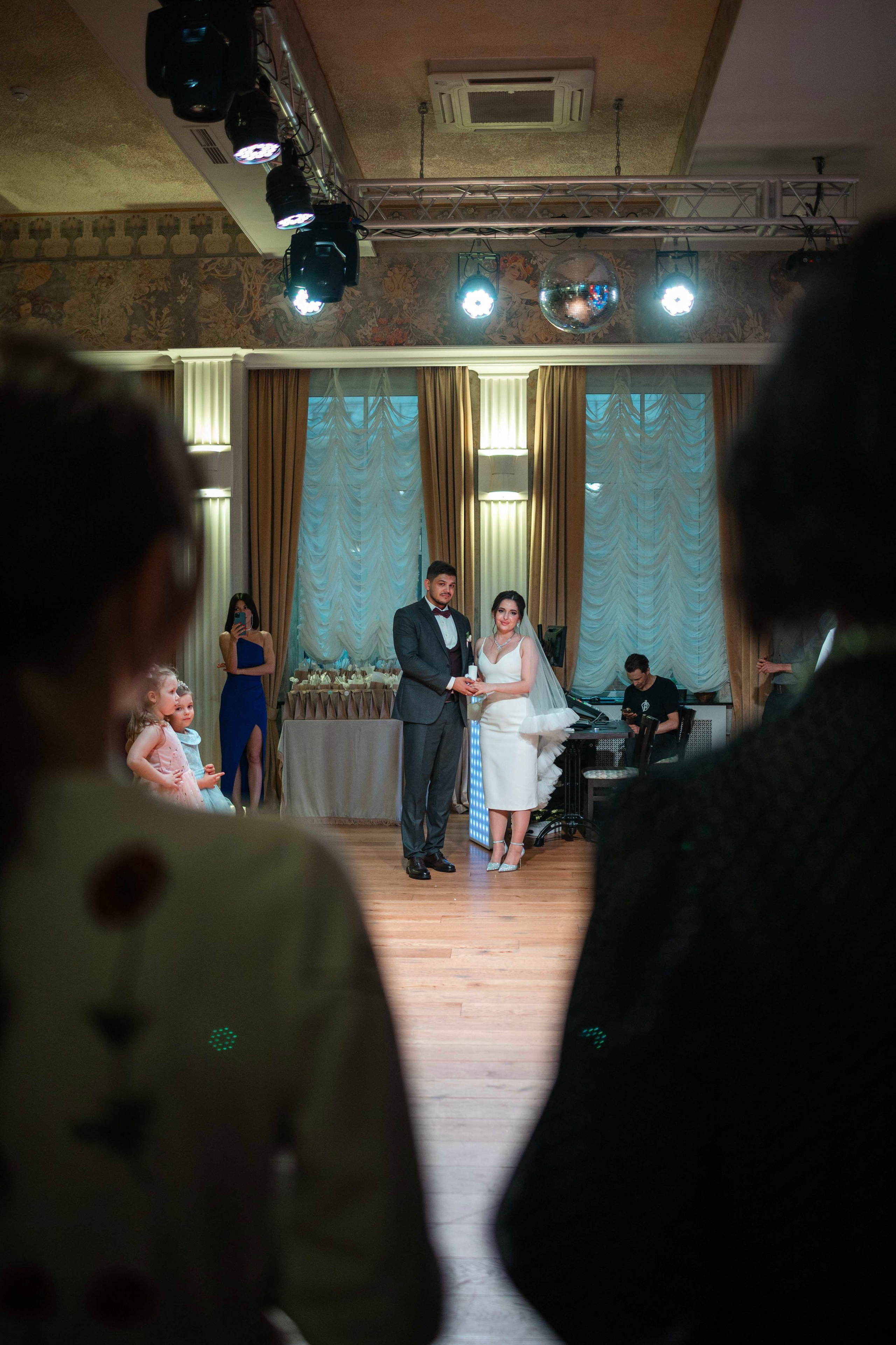 Wedding photographer Saint-Peterburg — живые свадебные фотографии. Pozdnishevkirill