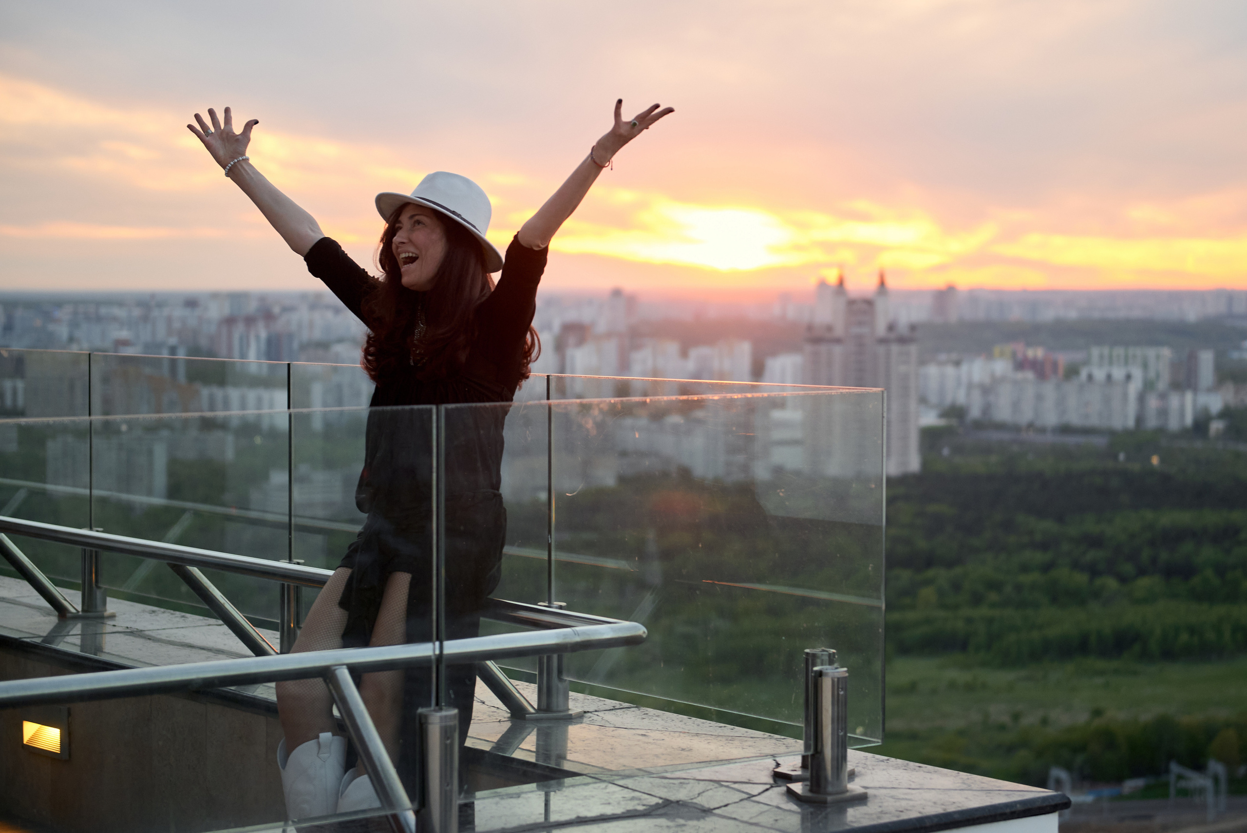 Репортажная фотосъёмка дня рождения на крыше мира в москве. Репортажный фотограф в Москве, Сергей Торунов