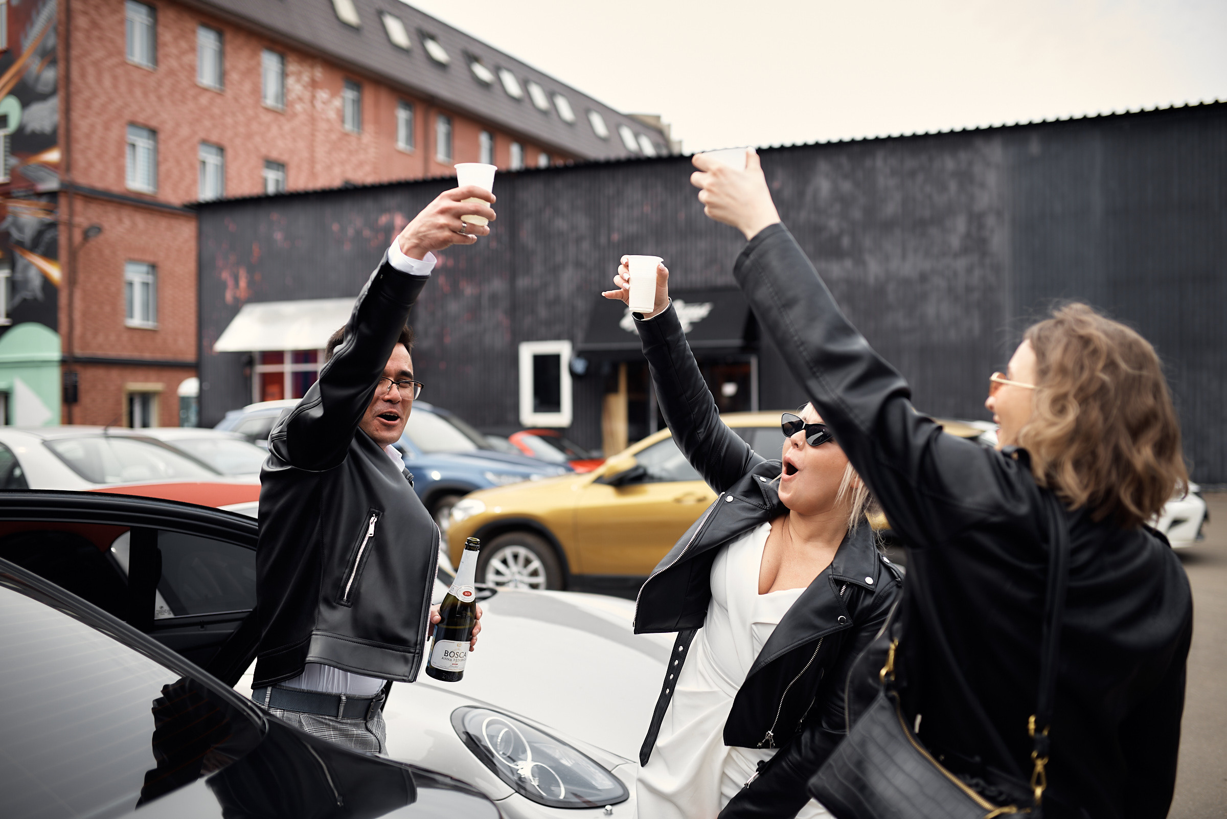 Фотосъёмка росписи в загсе VEGAS и далее прогулка по ARTPlAY. Репортажный фотограф в Москве, Сергей Торунов