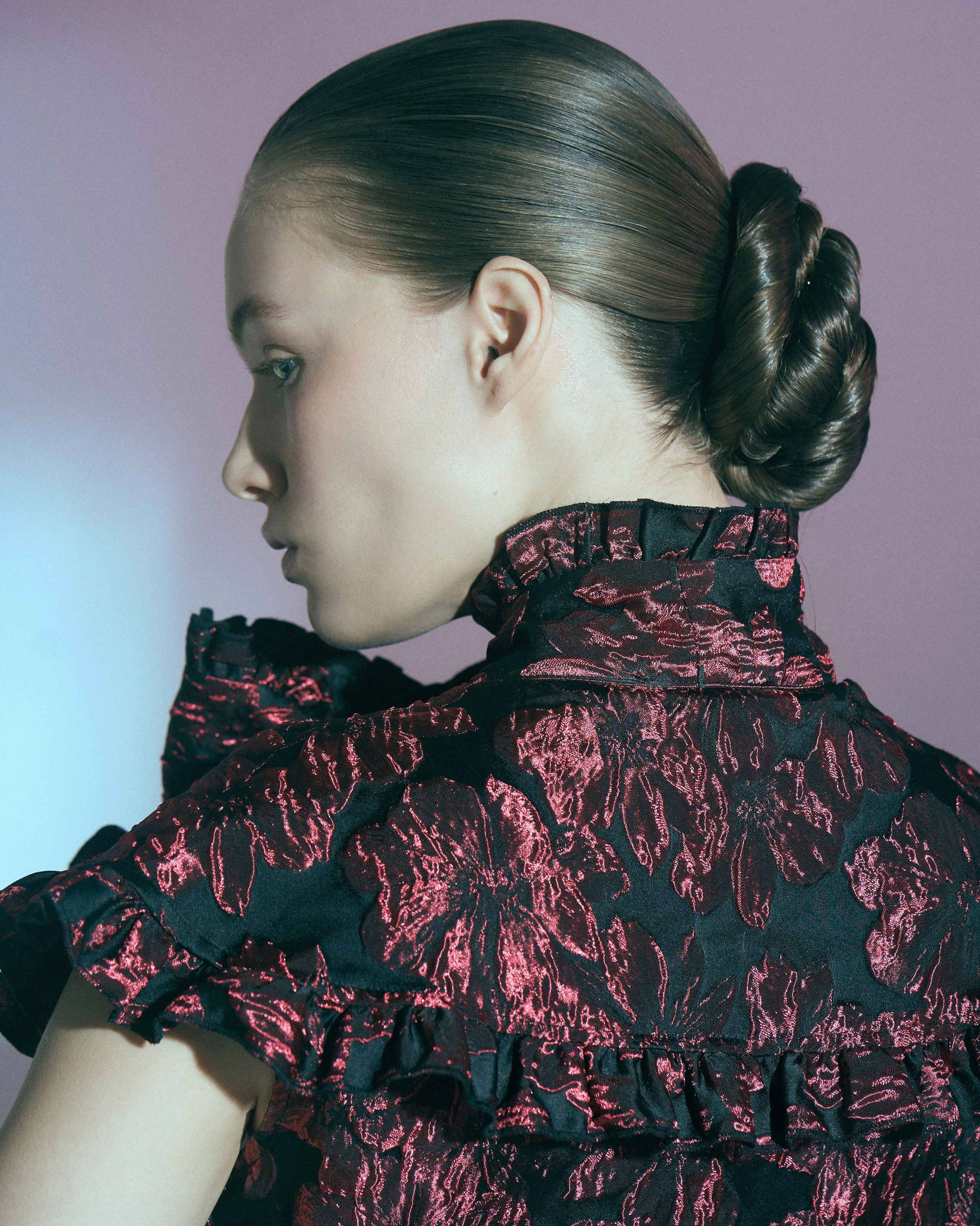 COMMERCIAL. Визажист-стилист по волосам | Москва