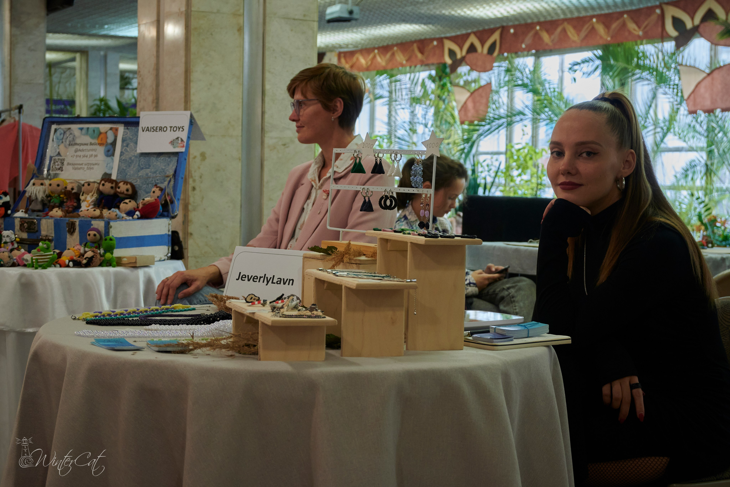 Арт Маркет 12.10.24. Портретный и репортажный фотограф в Магадане Андрей Нефедов WinterCatPhoto