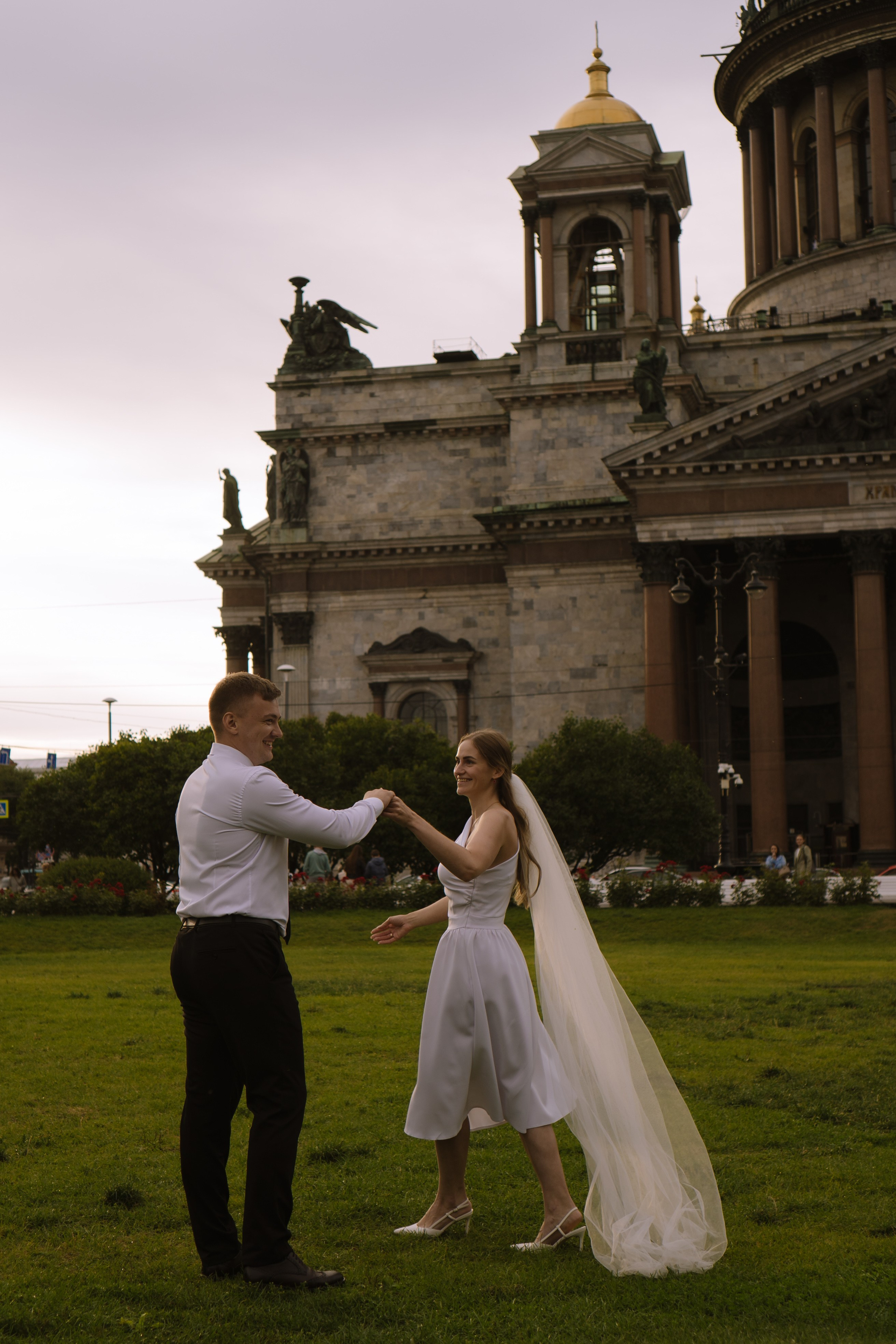 СВАДЕБНАЯ СЬЕМКА С ИСАКИЕВСКИМ СОБОРОМ, АСТОРИЯ И ЗАКОНОДАТЕЛЬНОЕ СОБРАНИЕ. Профессиональный фотограф, Санкт-Петербург — Виктория Богомолова