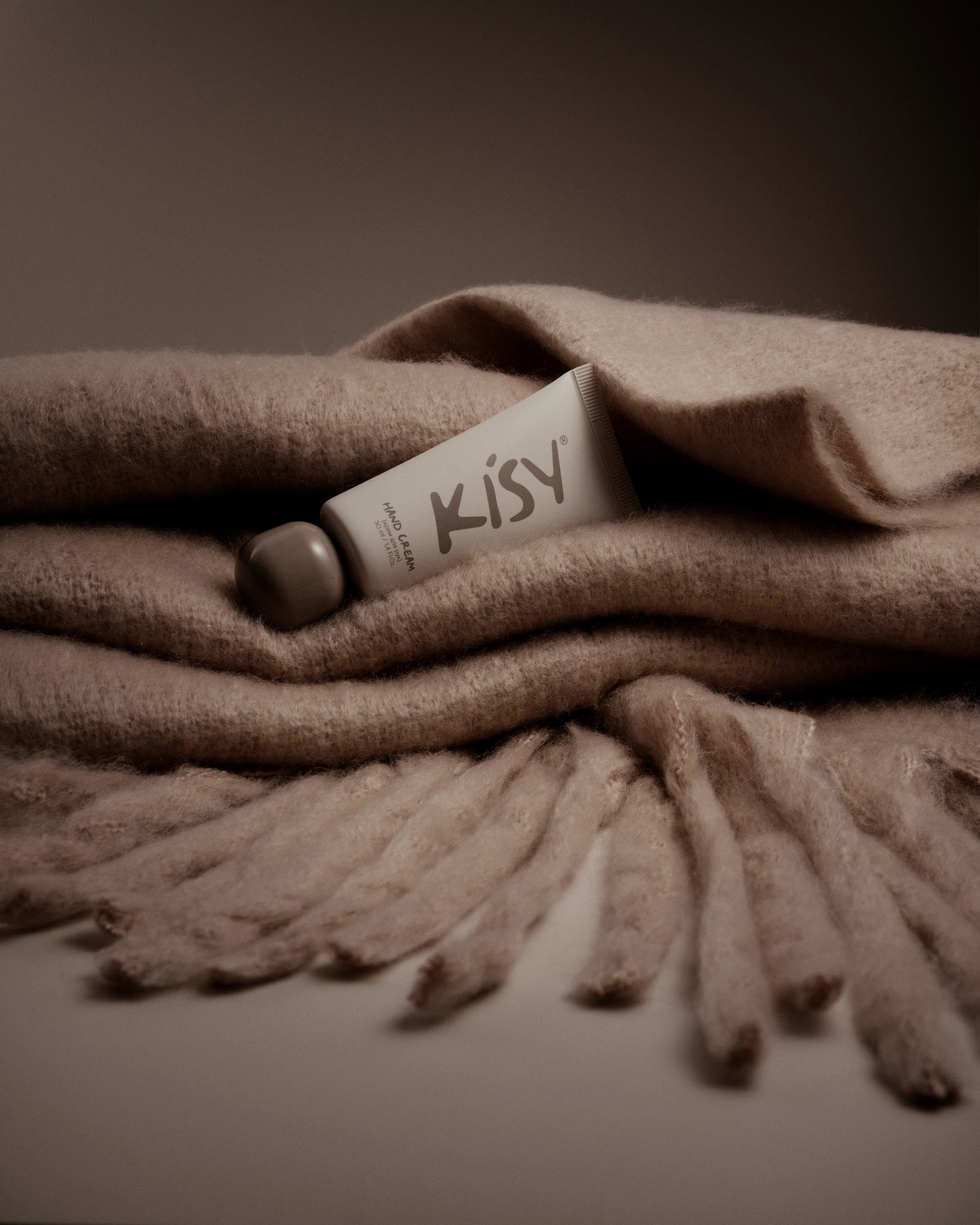 Фотосъемка крема для рук.Kisy