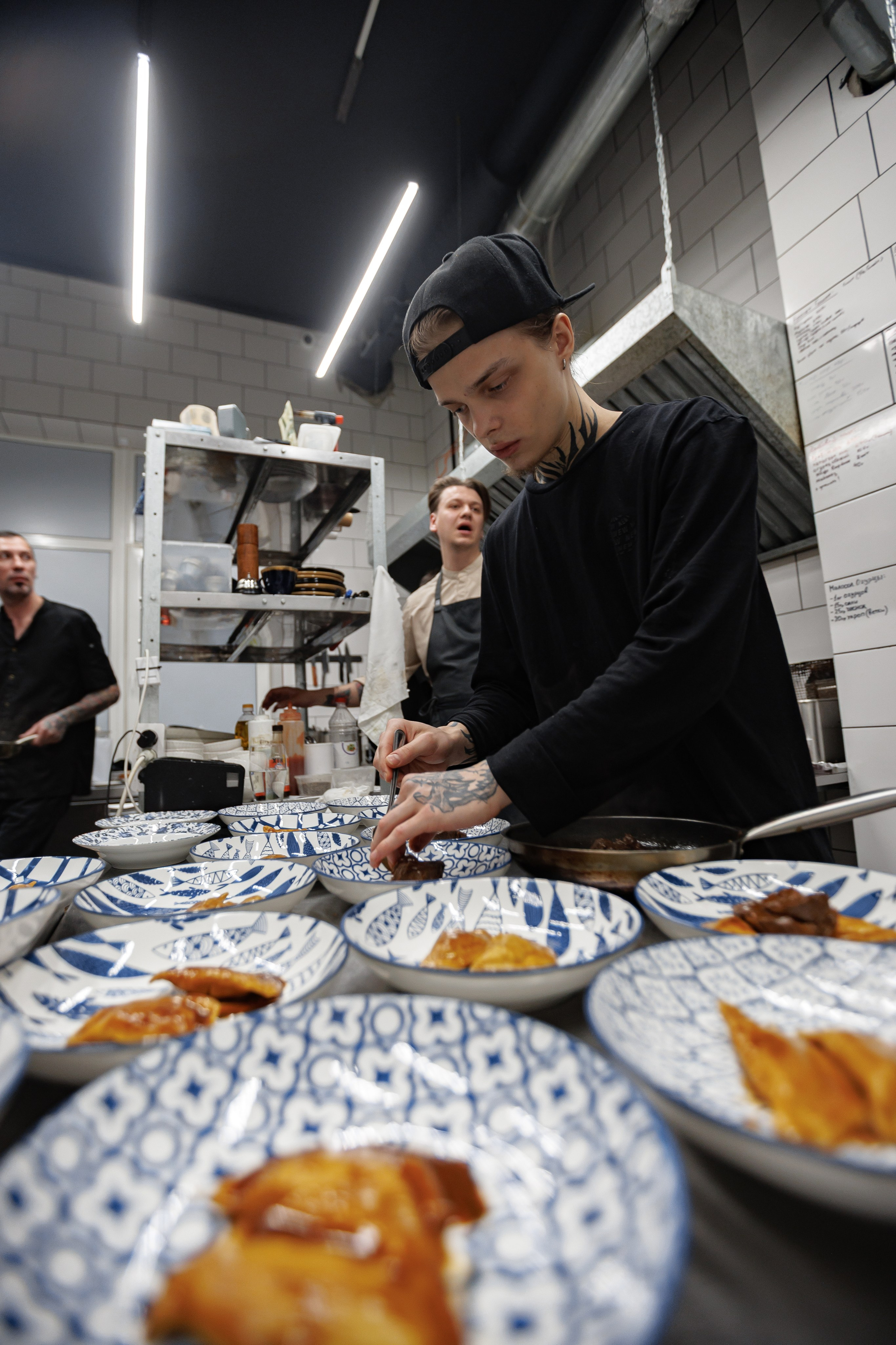 Гастроужин Поселенцы в гостях у Самозванцев