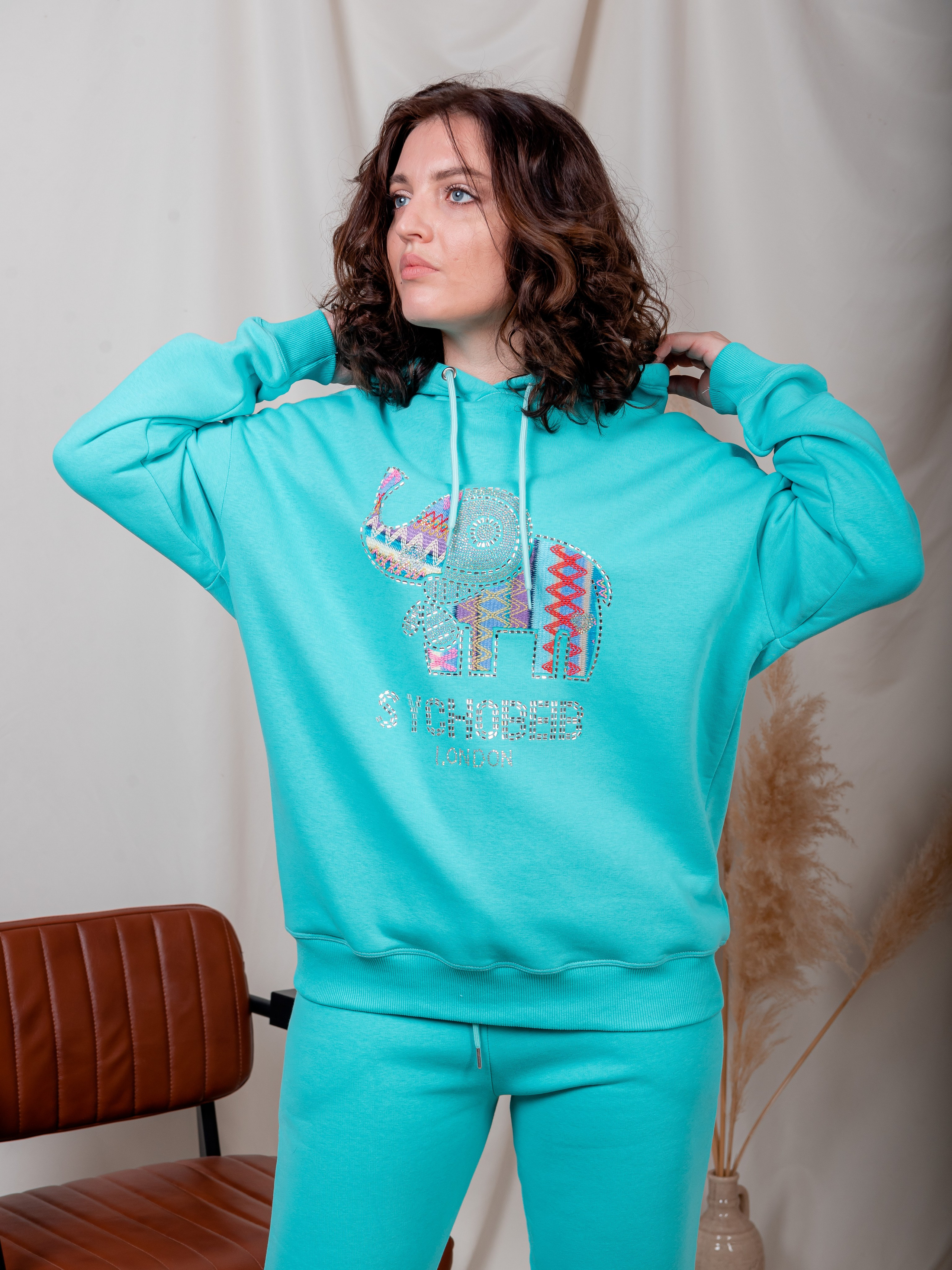 Одежда с моделями. Фотограф в Волгограде и Волжском Александр Горбань