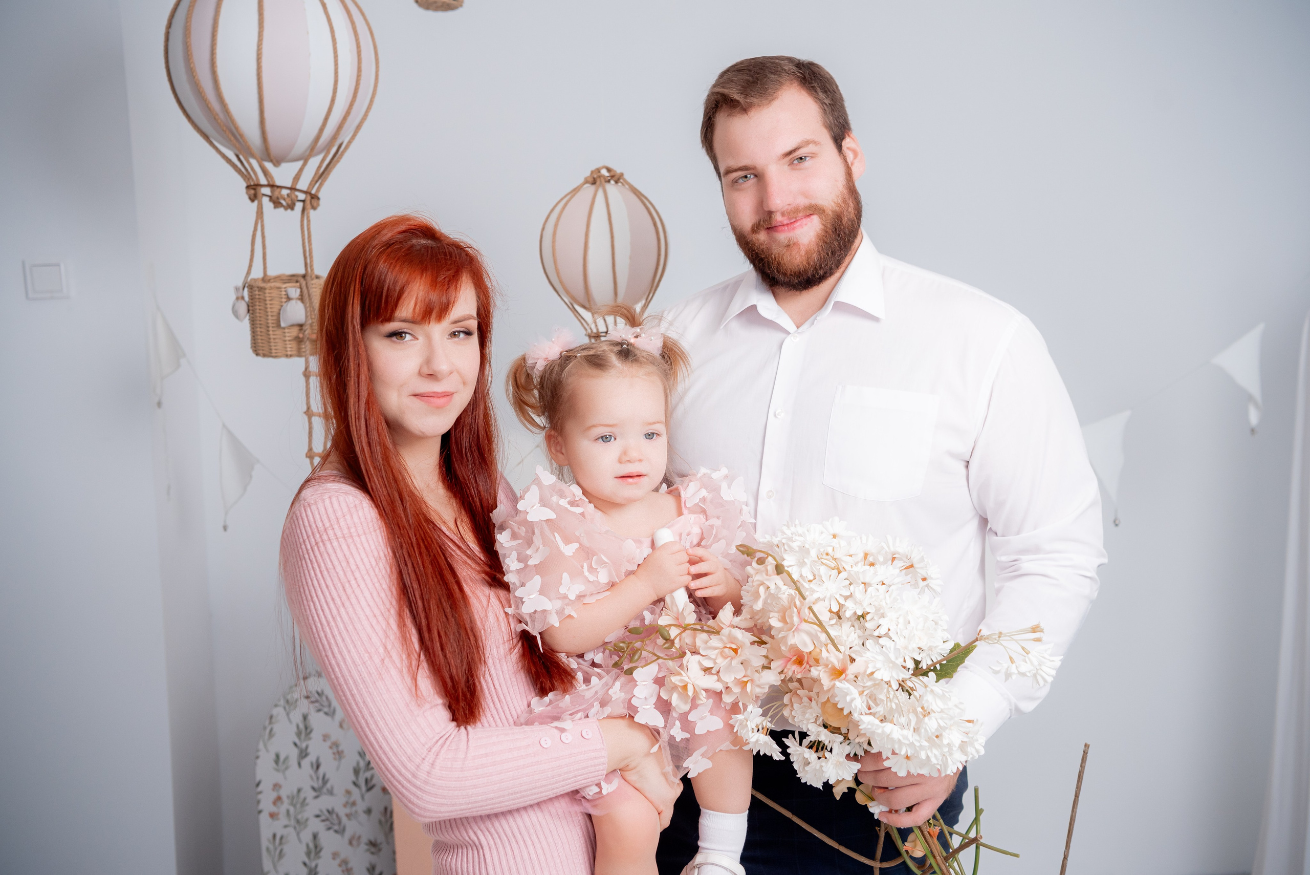 Новогодняя семейная фотосессия. Студия Скандибек. Фотограф в Волгограде и Волжском Александр Горбань