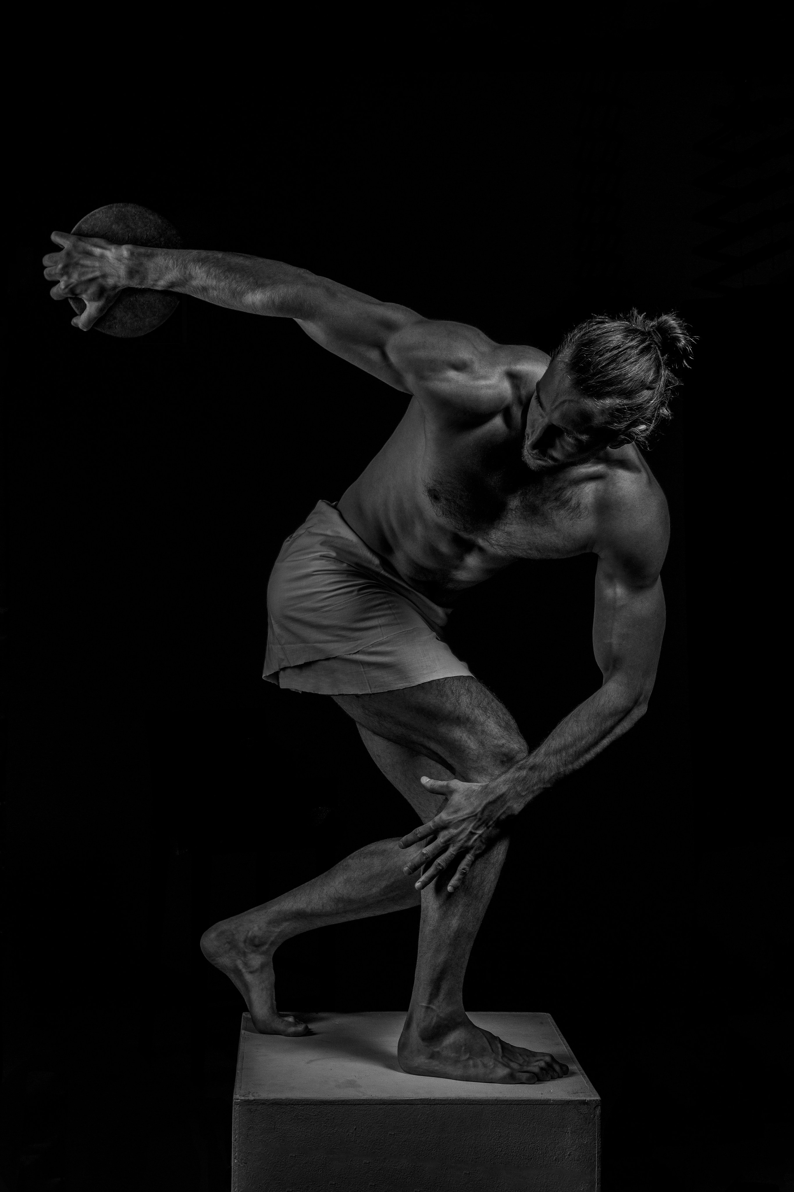 Креатив. Портретный и Ню фотограф в Челябинске Сергей Юдин